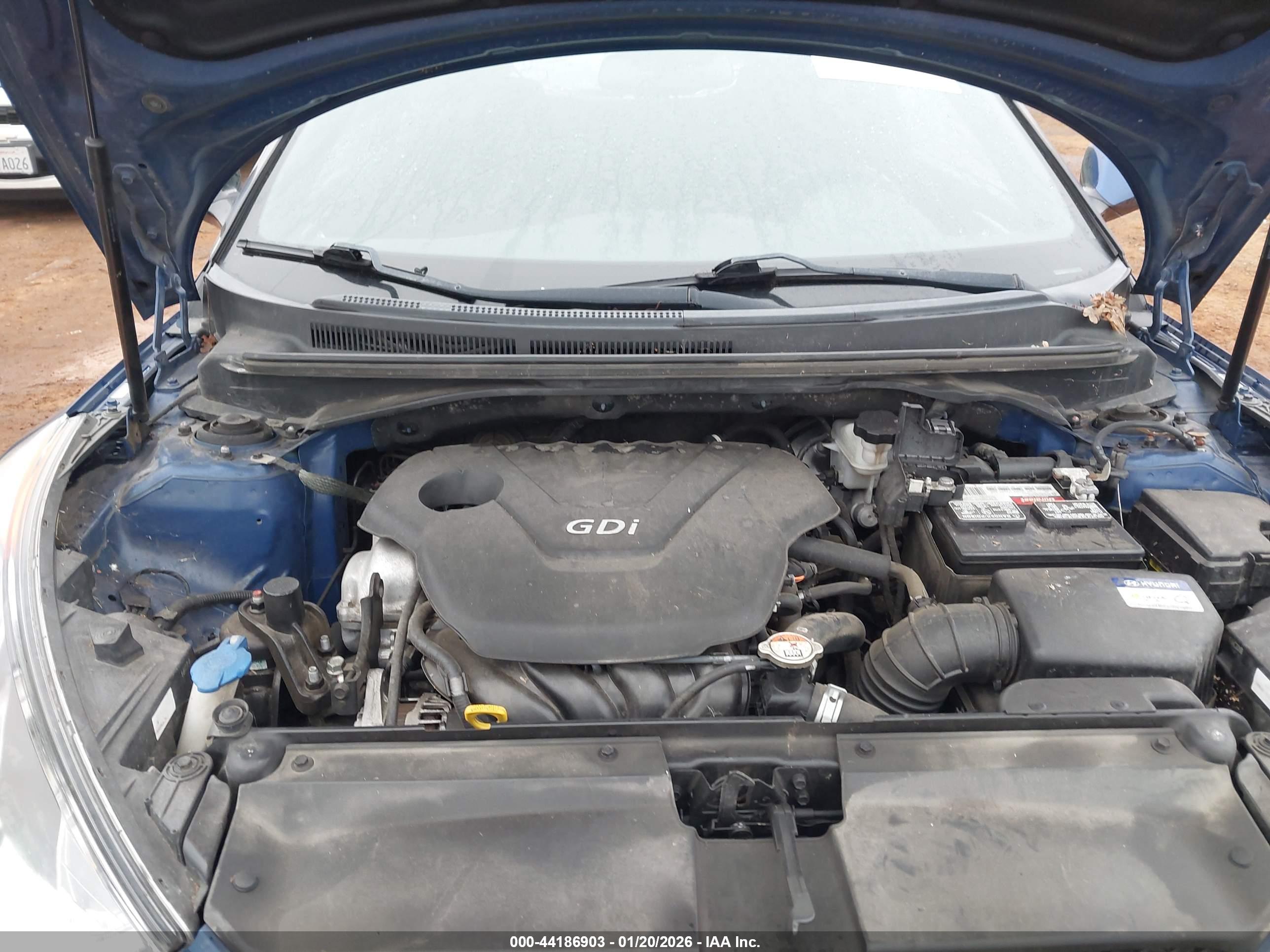 HYUNDAI VELOSTER image 10