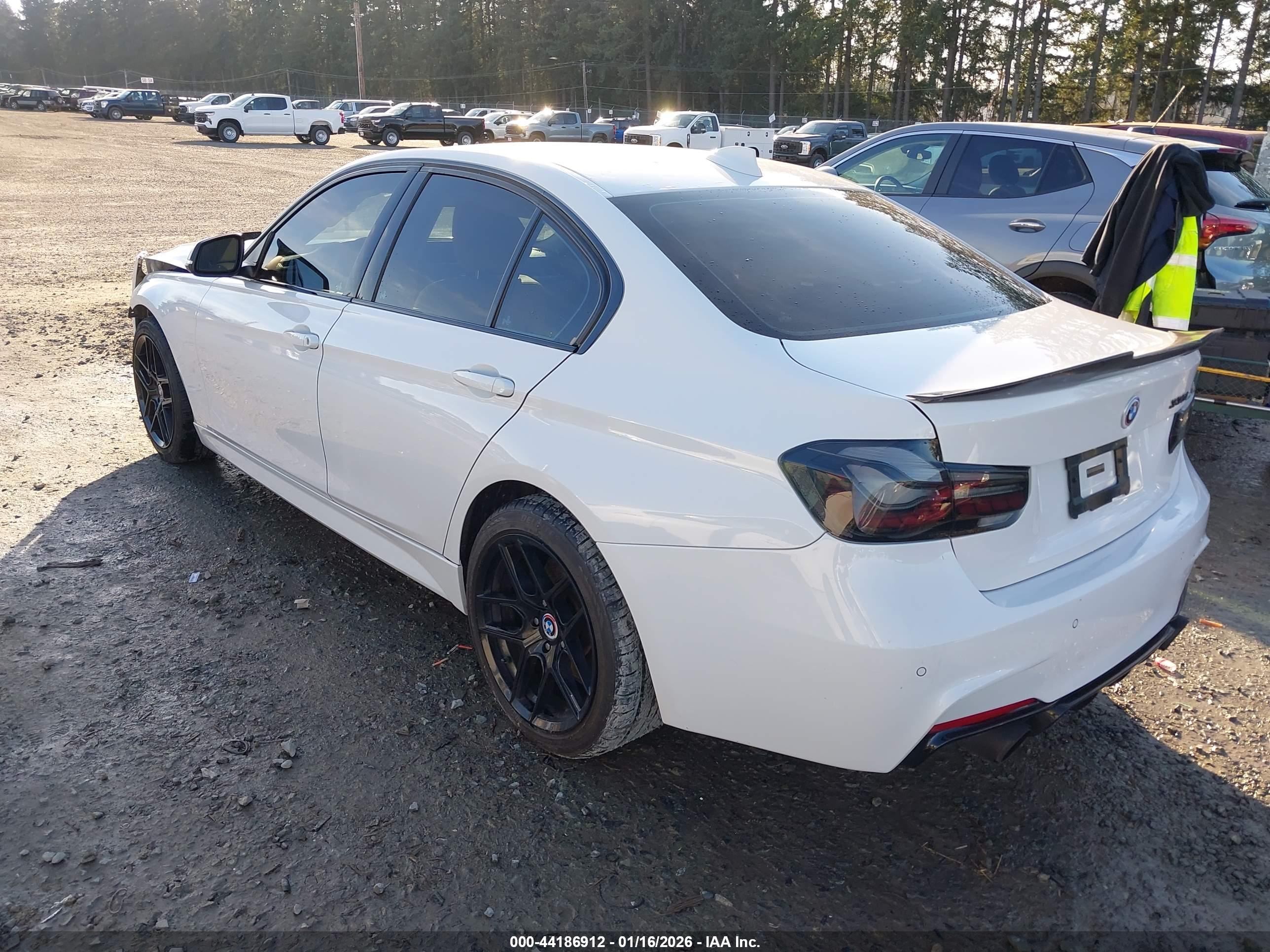 BMW 335I image 3