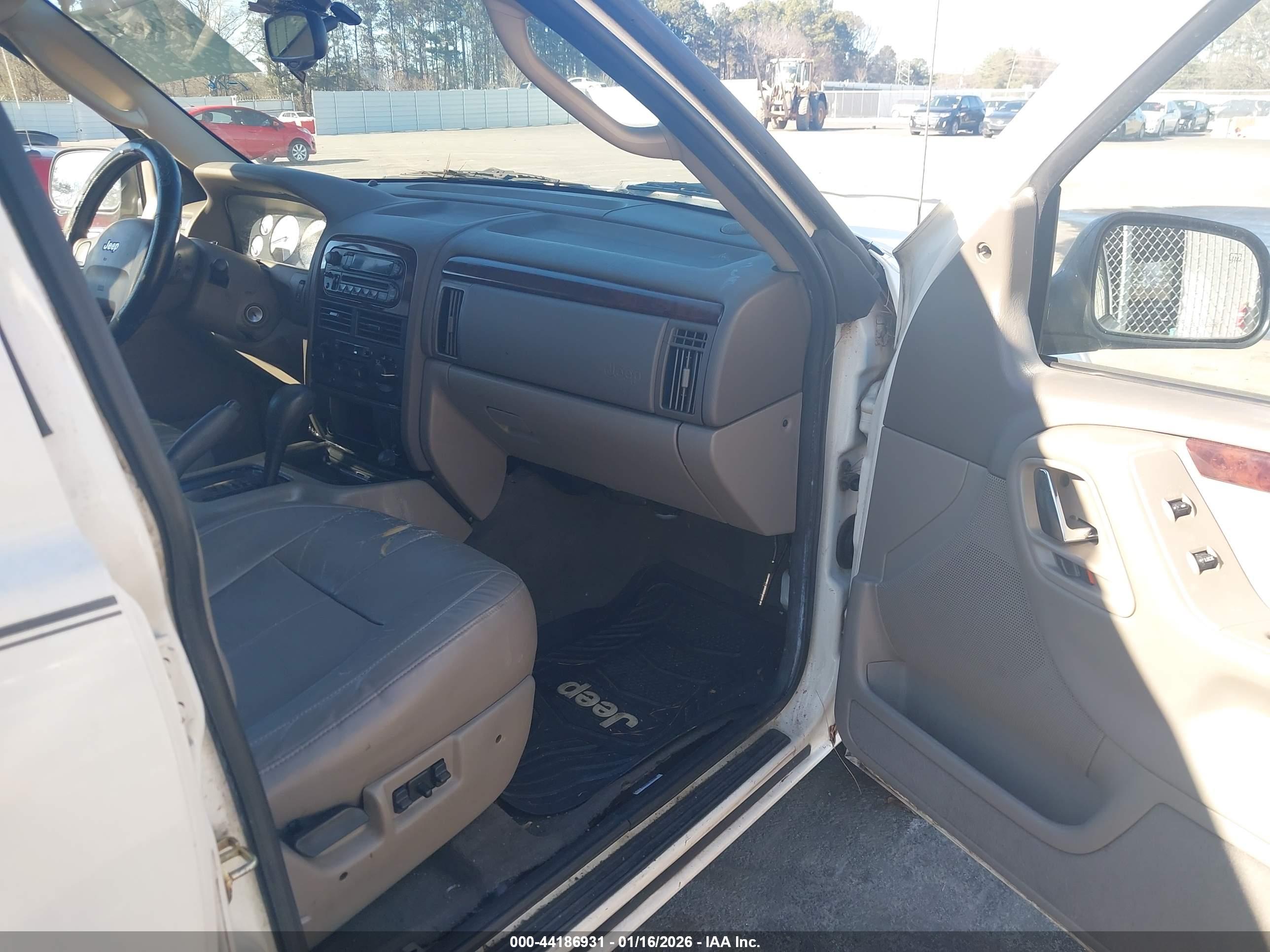 JEEP GRAND image 5