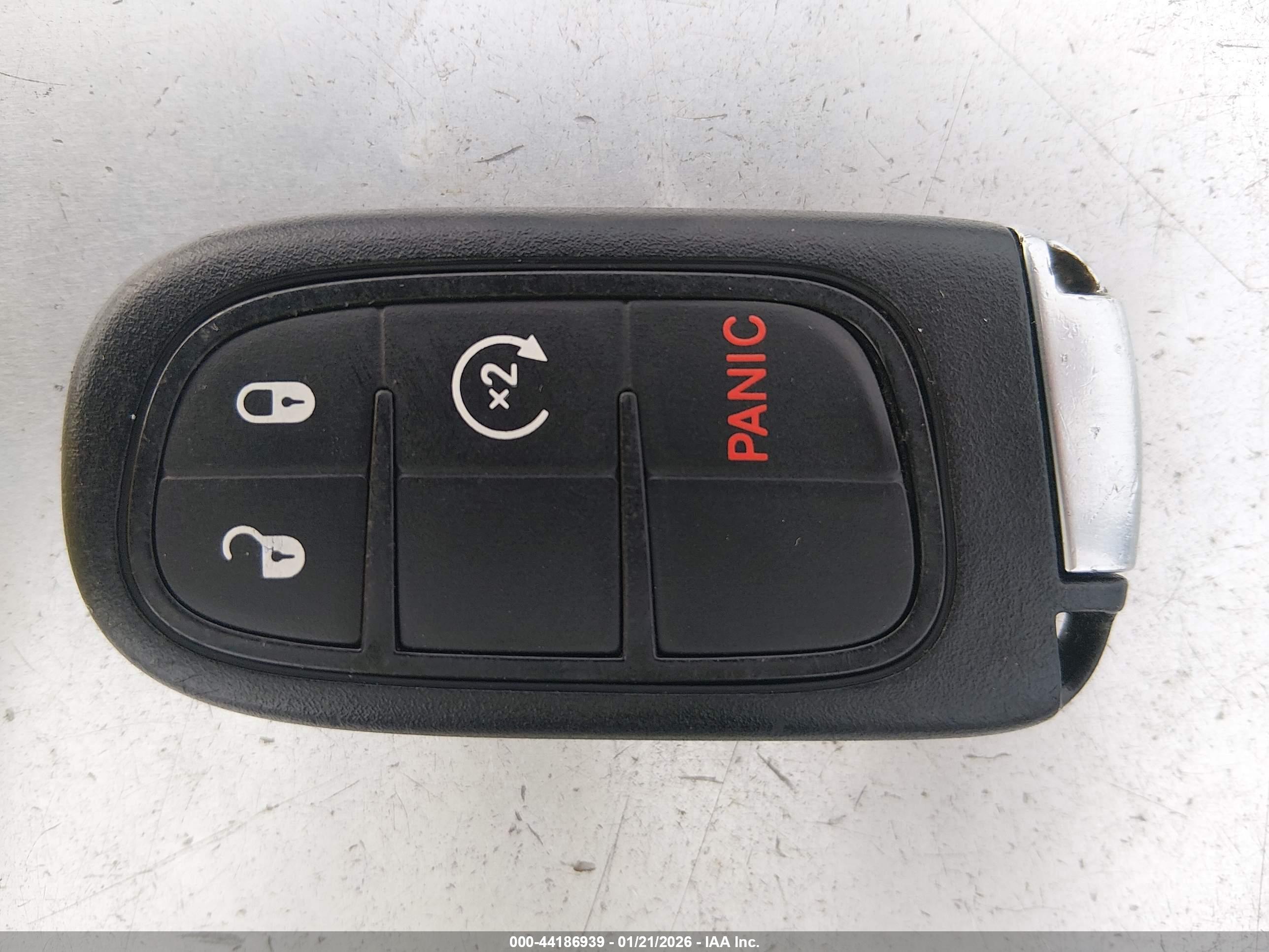 JEEP CHEROKEE image 11