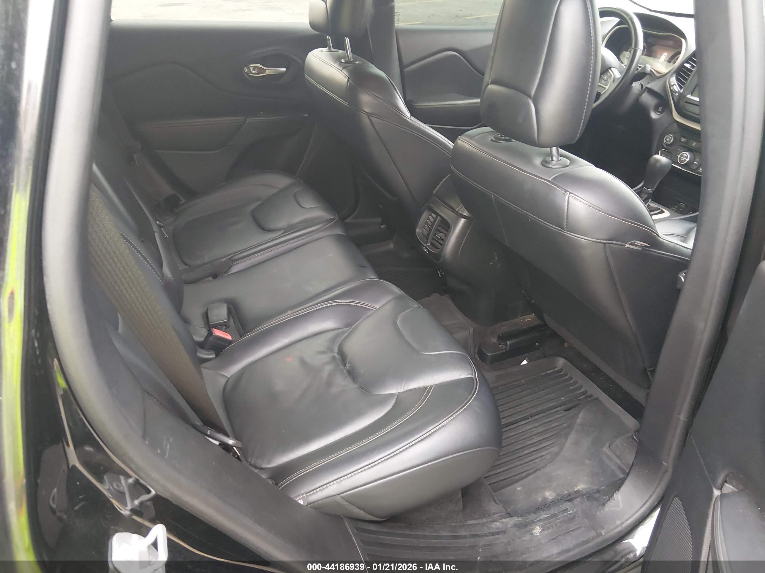 JEEP CHEROKEE image 8