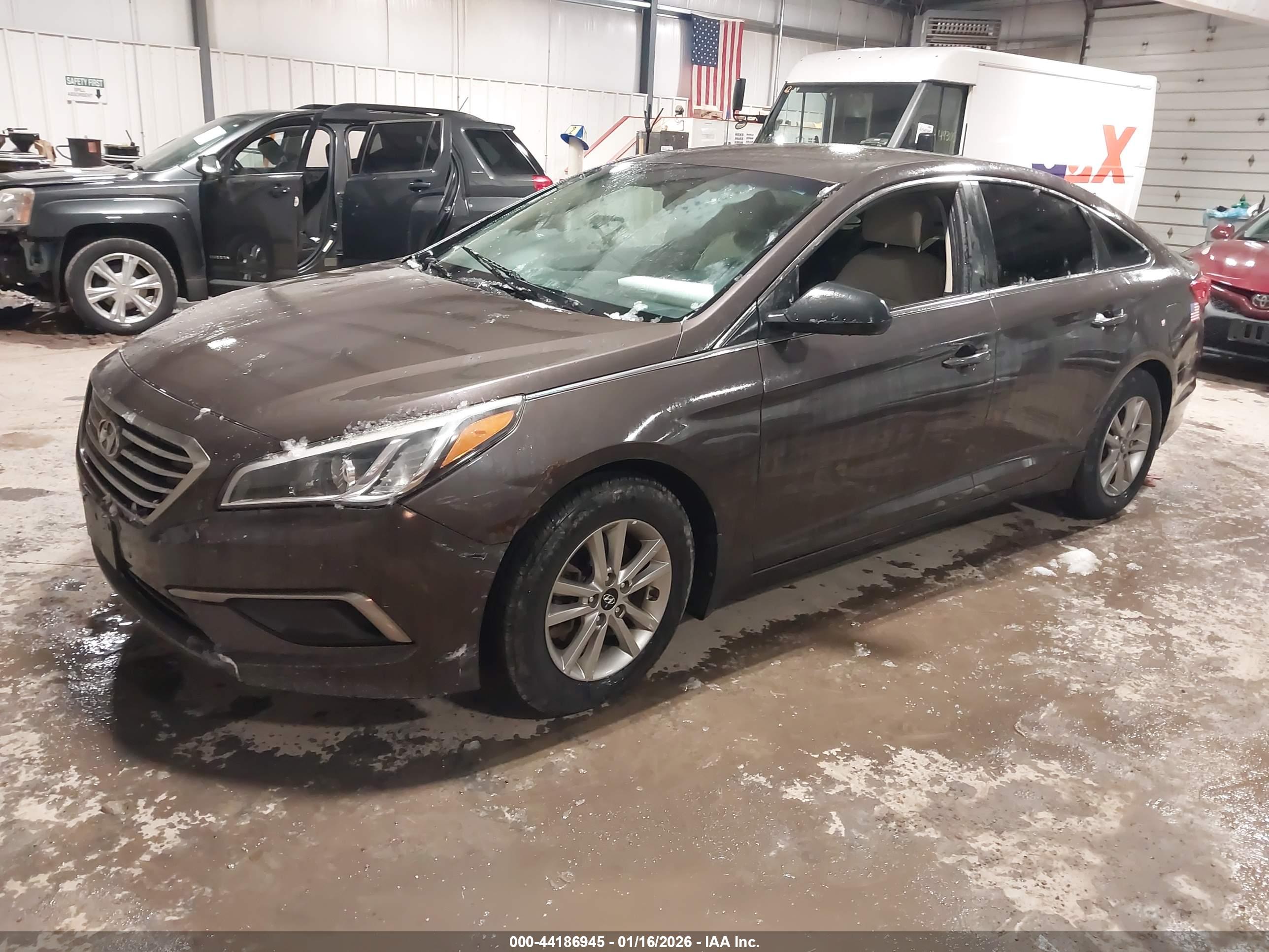 HYUNDAI SONATA image 2