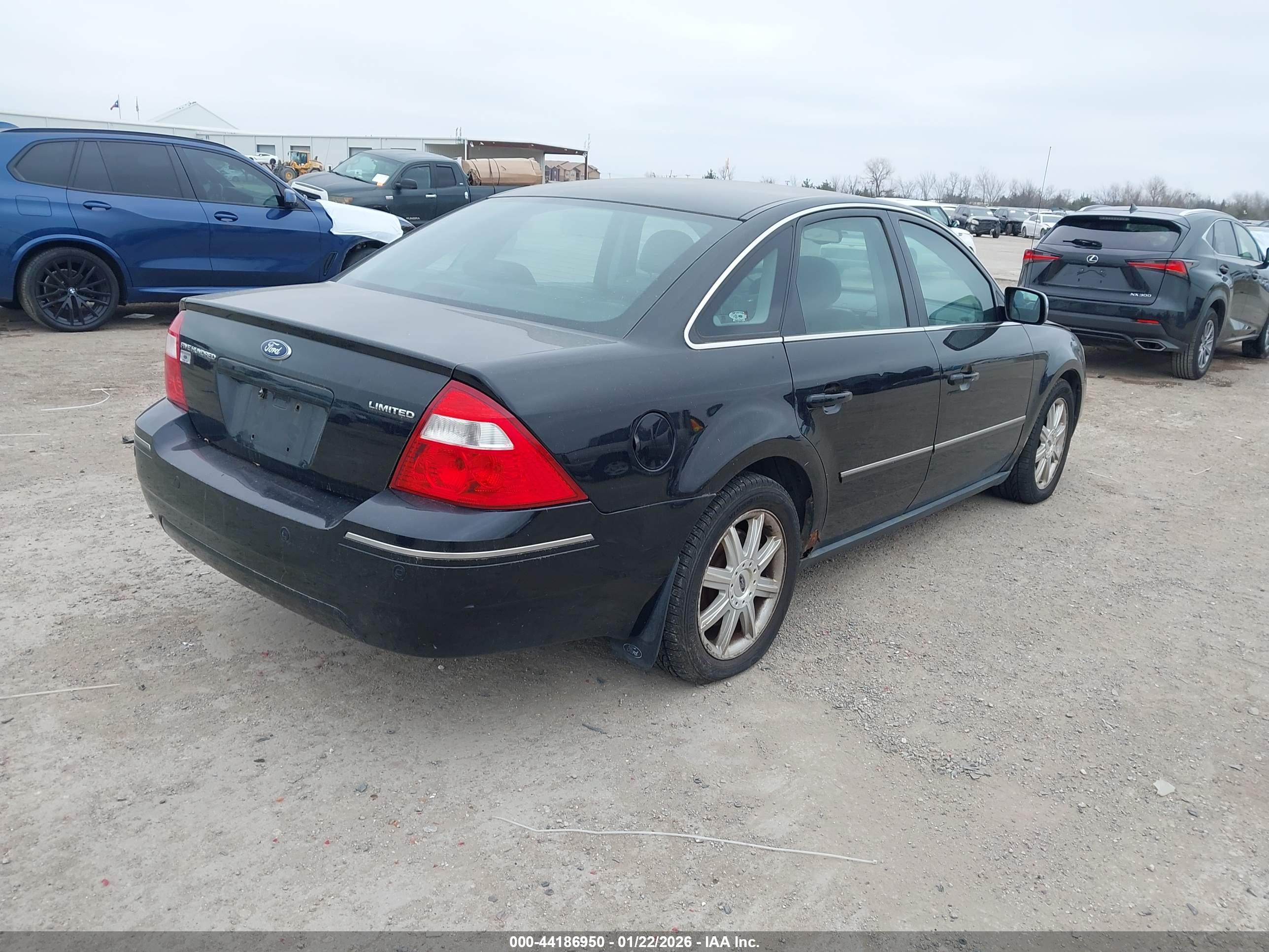FORD FIVE image 4