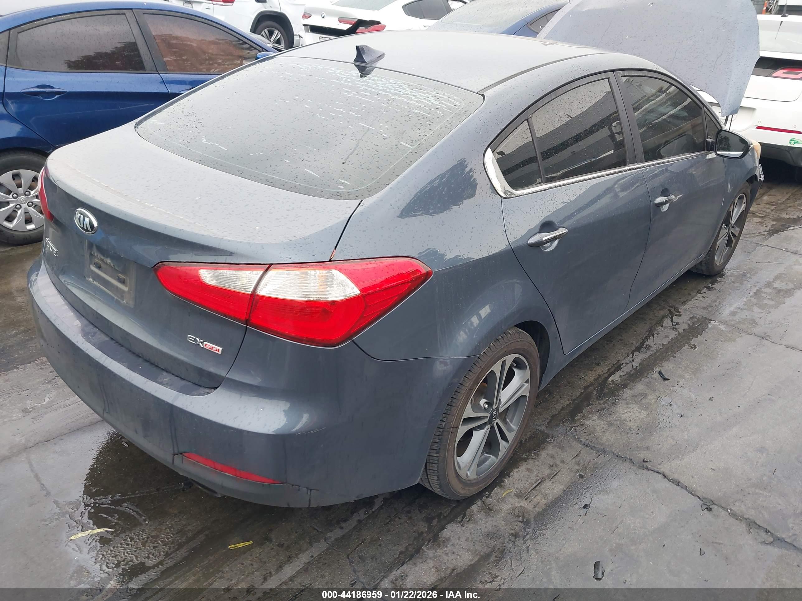 KIA FORTE image 4