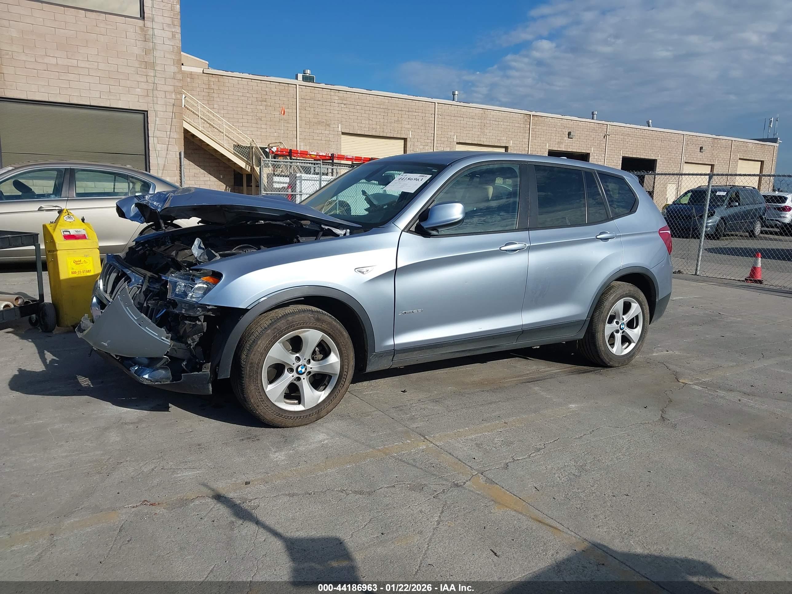 BMW X3 image 2