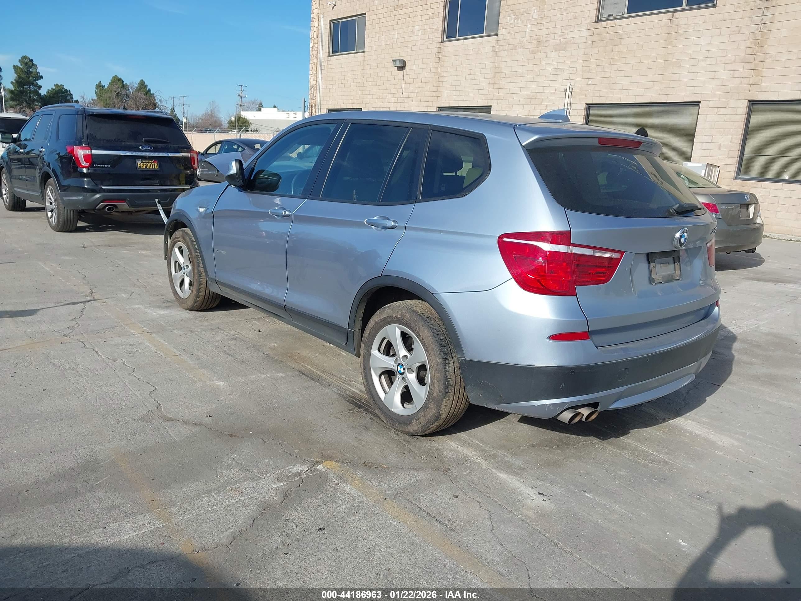 BMW X3 image 3
