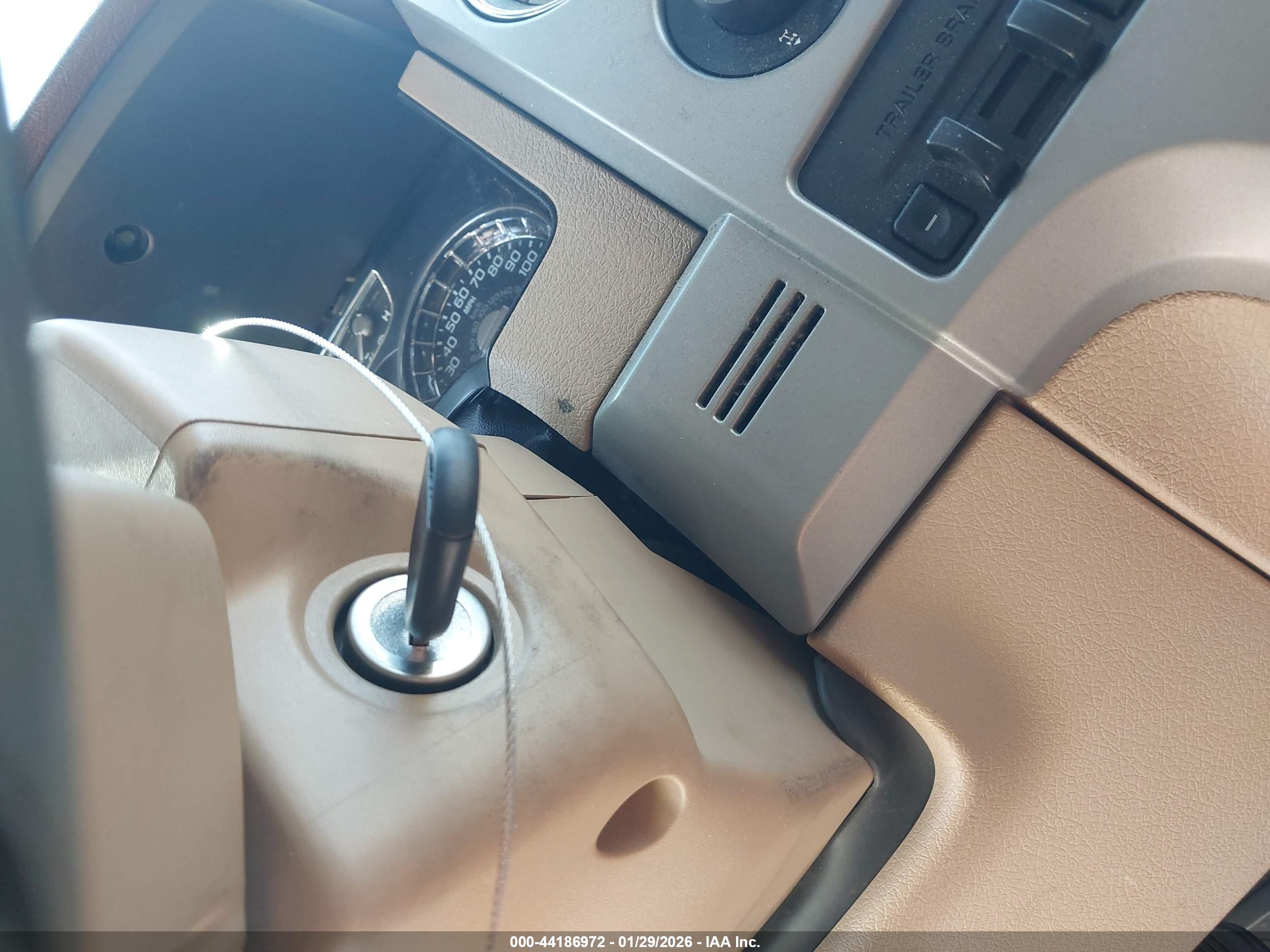 FORD F-150 image 11