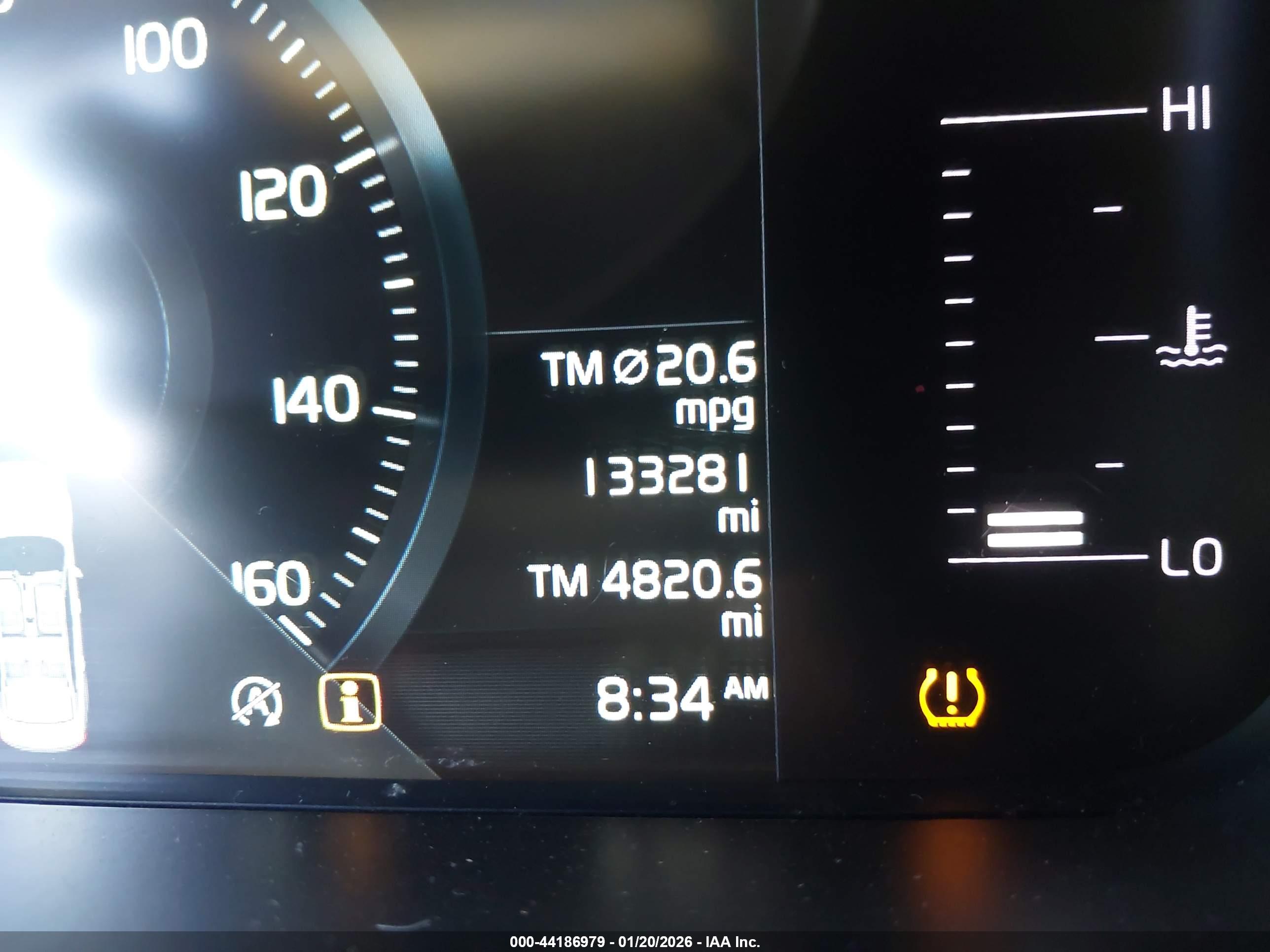 VOLVO S90 image 7