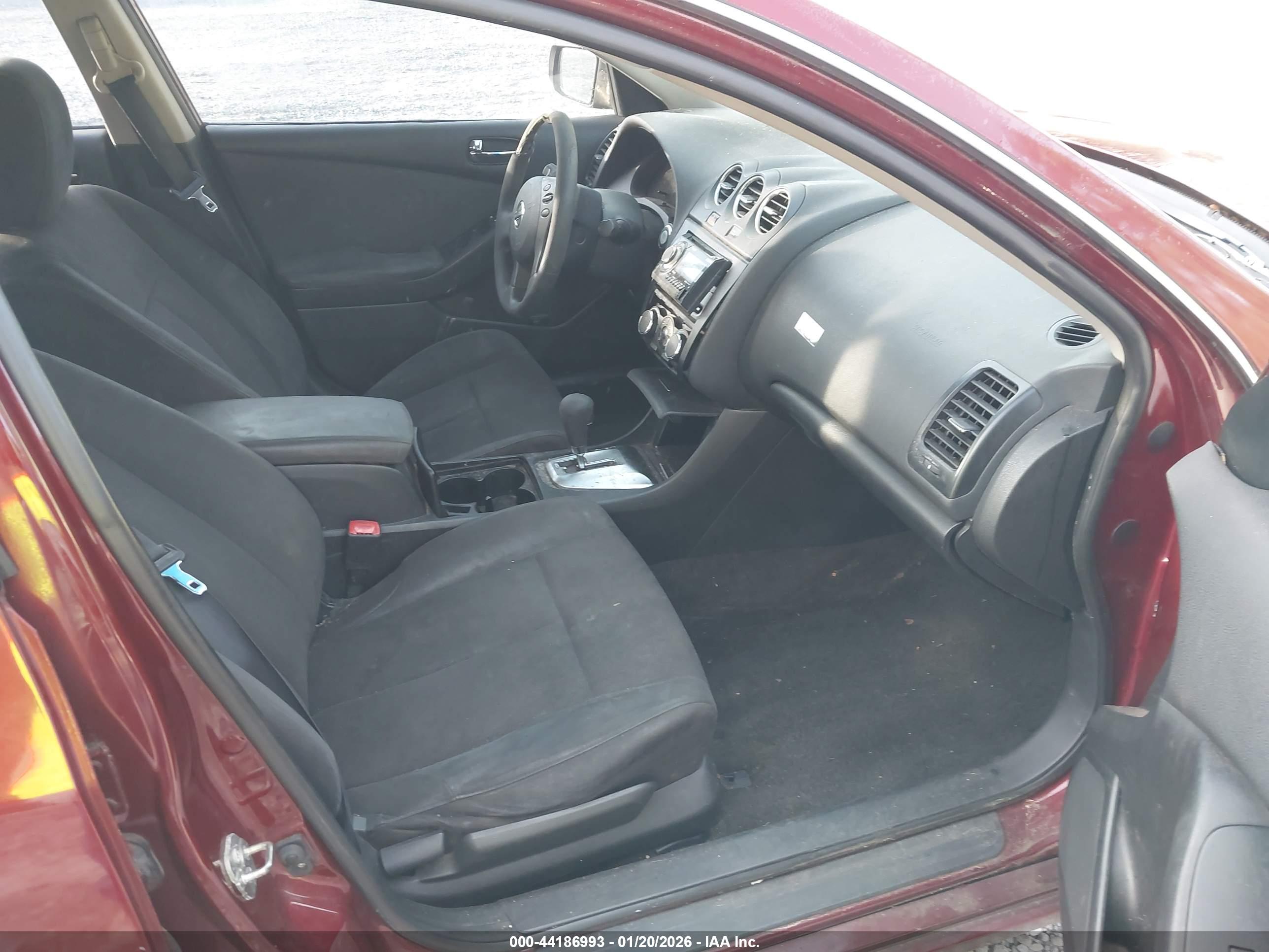 NISSAN ALTIMA image 5