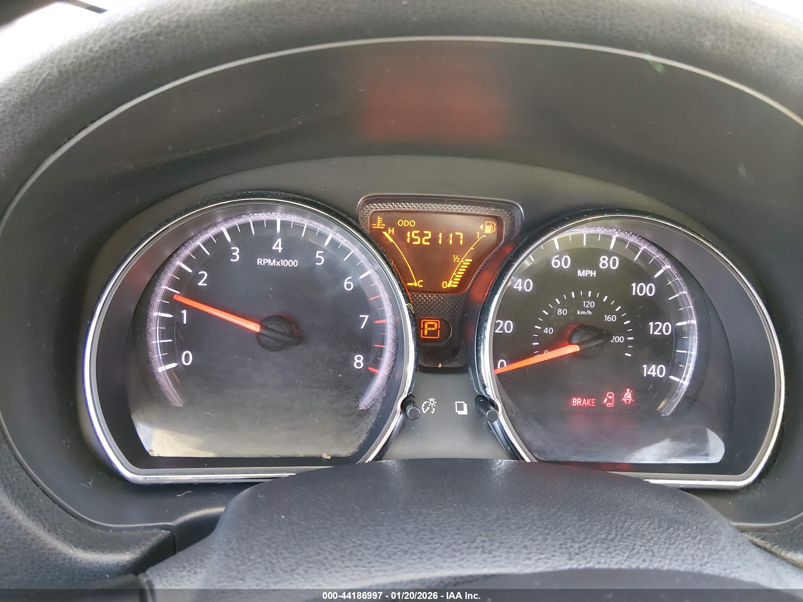 NISSAN VERSA image 7