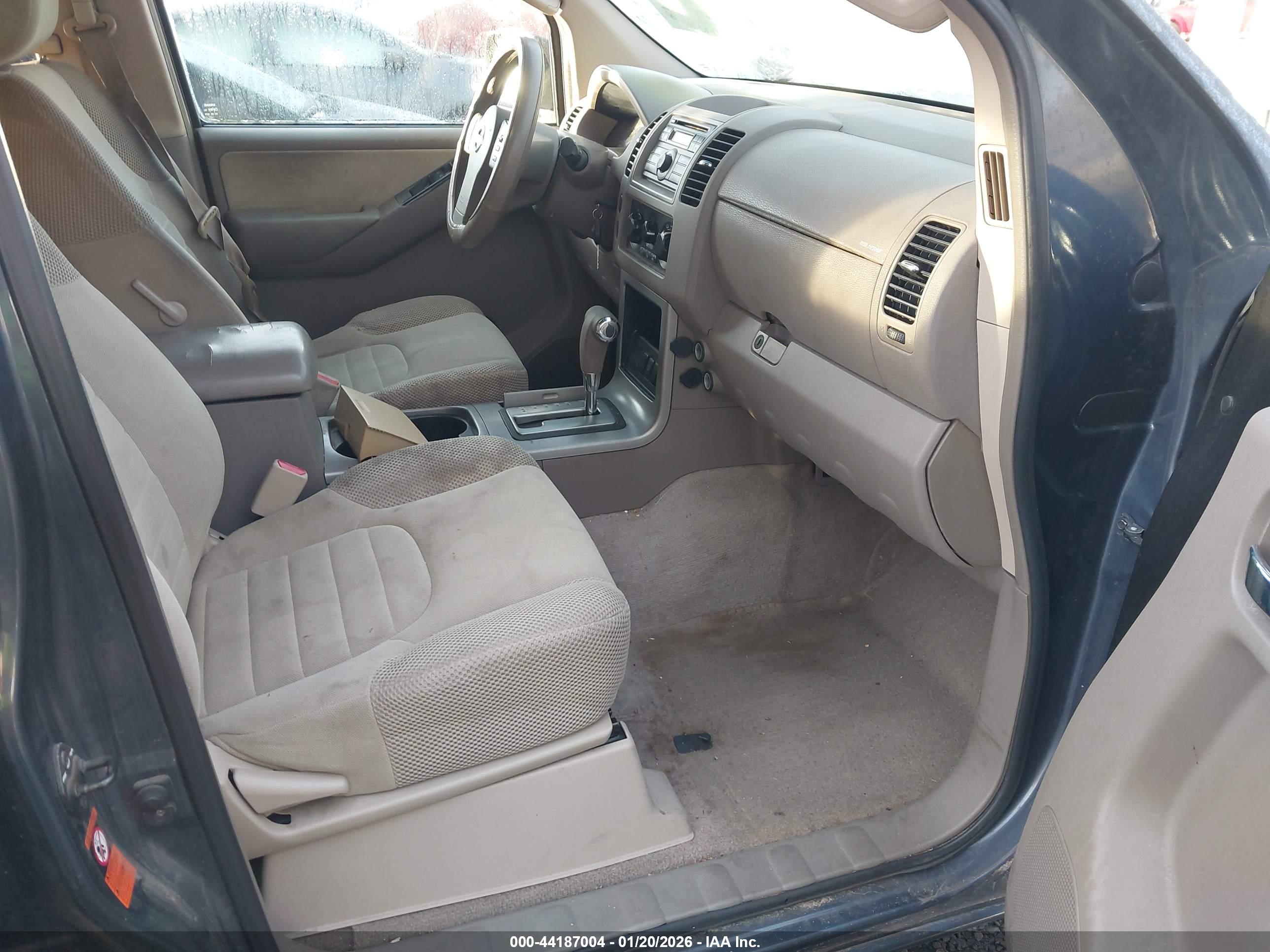 NISSAN PATHFINDER image 5