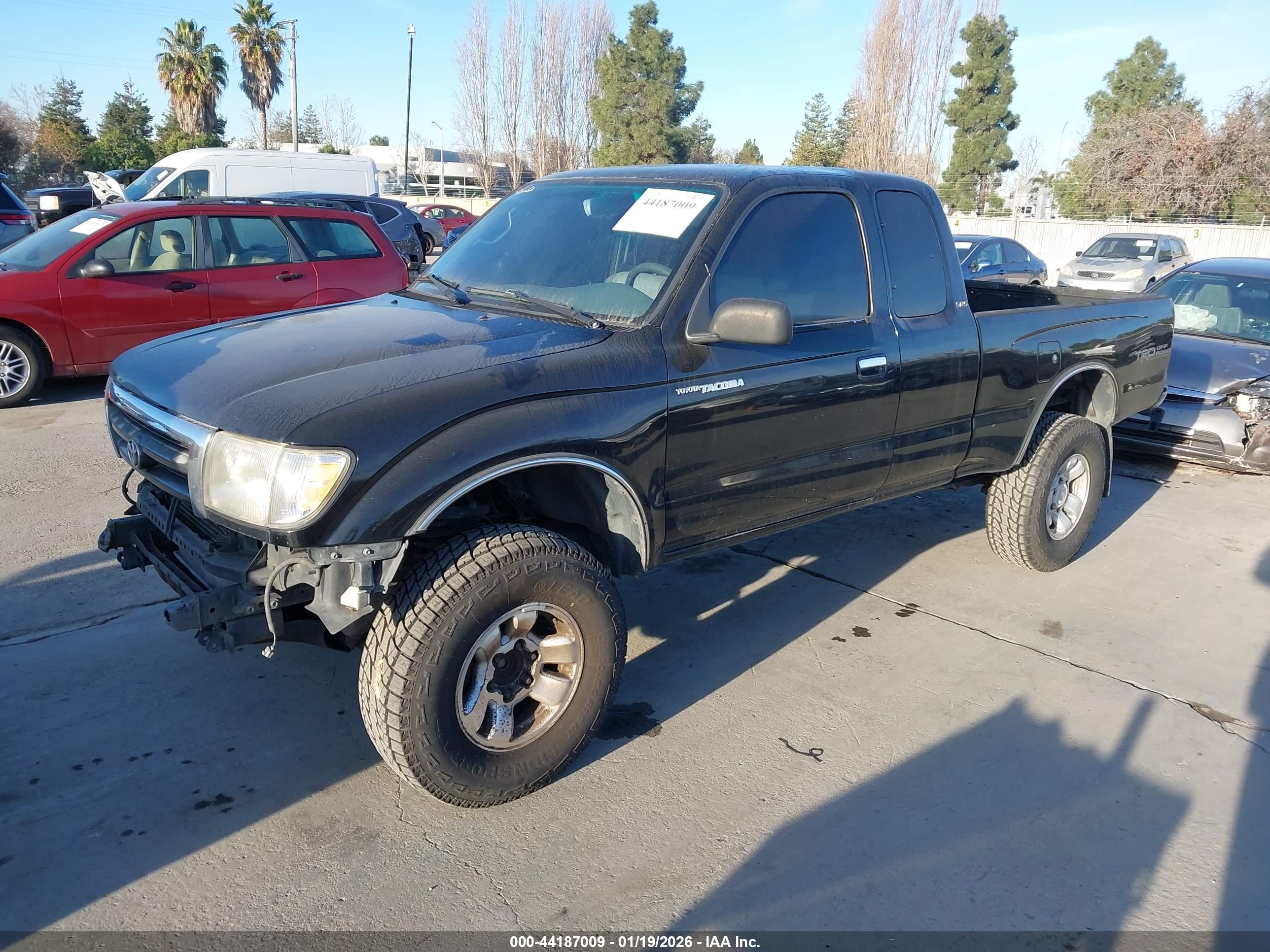 TOYOTA TACOMA image 2