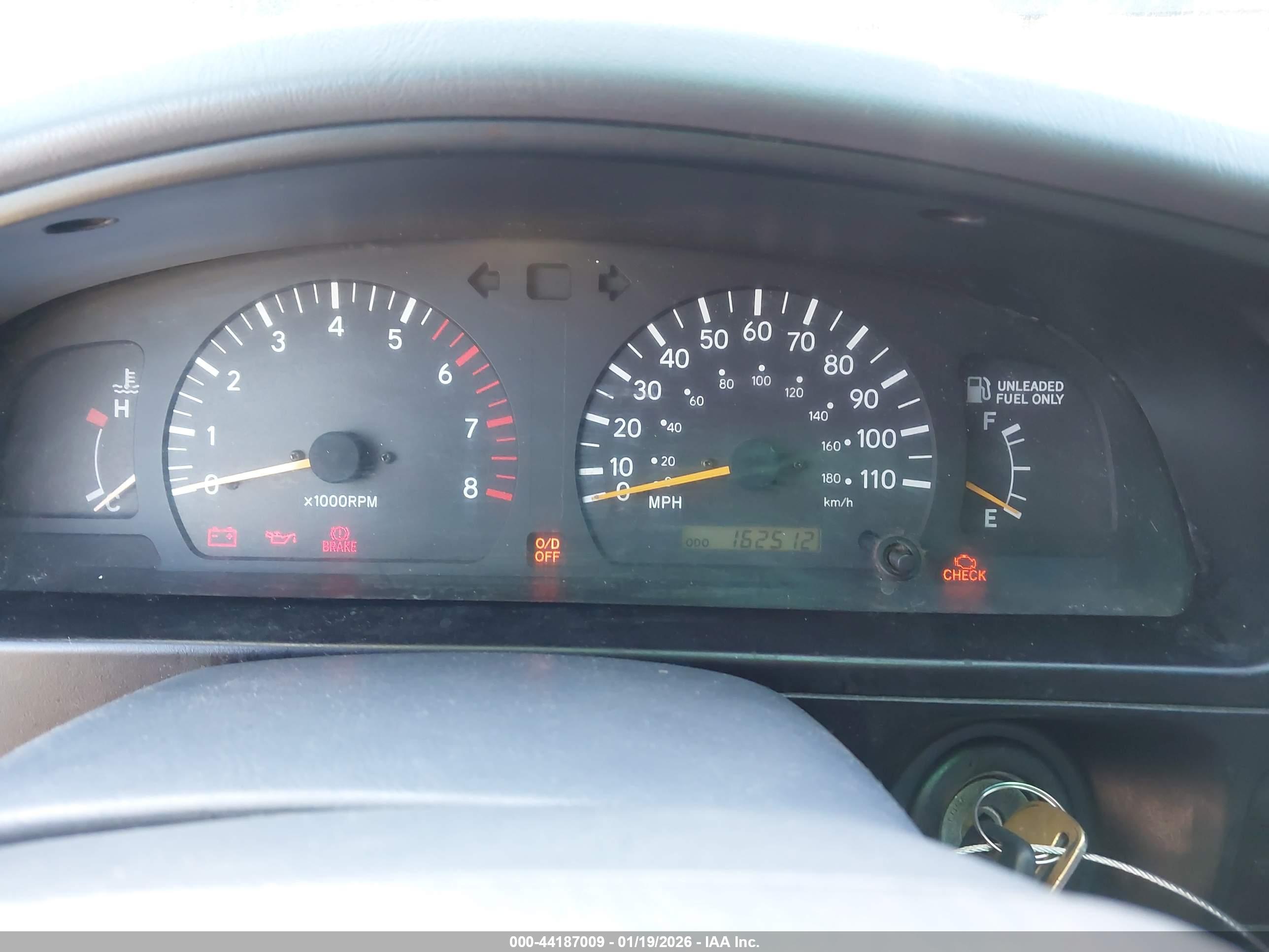 TOYOTA TACOMA image 7