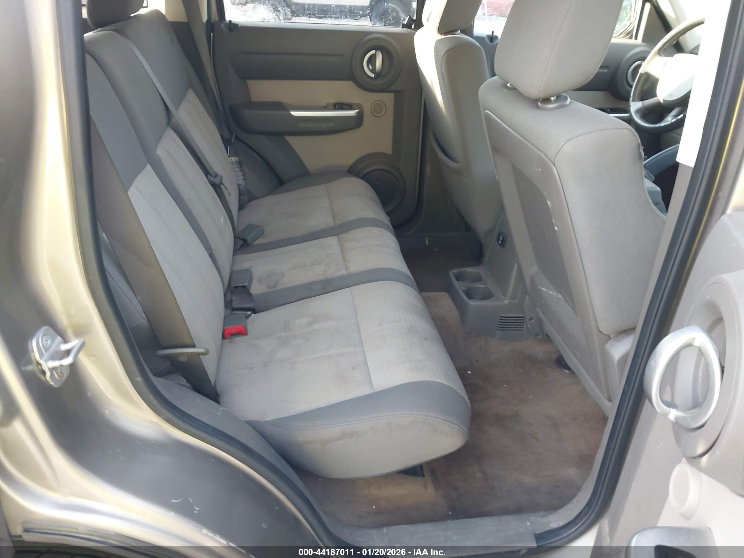 DODGE NITRO image 8
