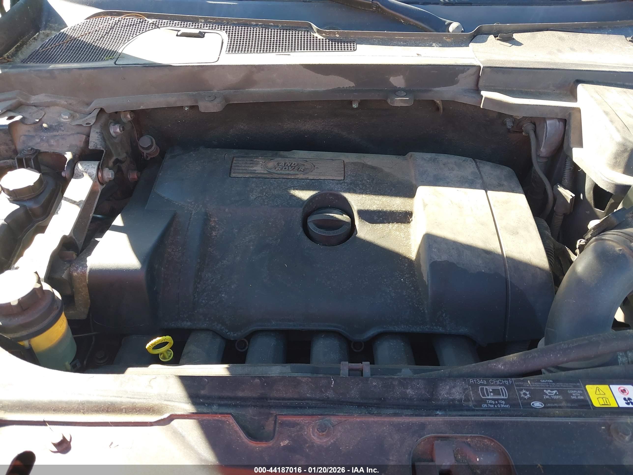 LAND ROVER image 10