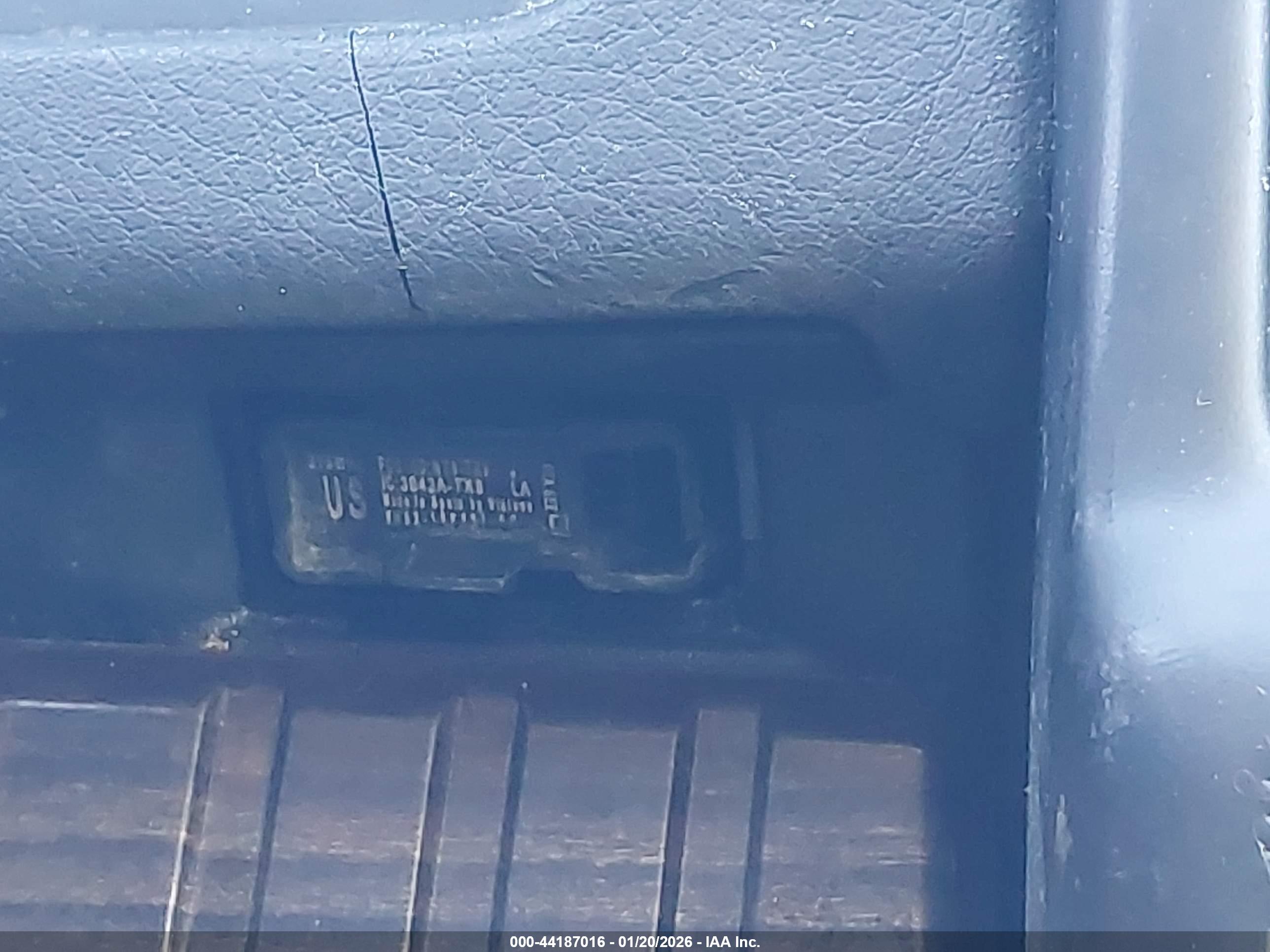 LAND ROVER image 11