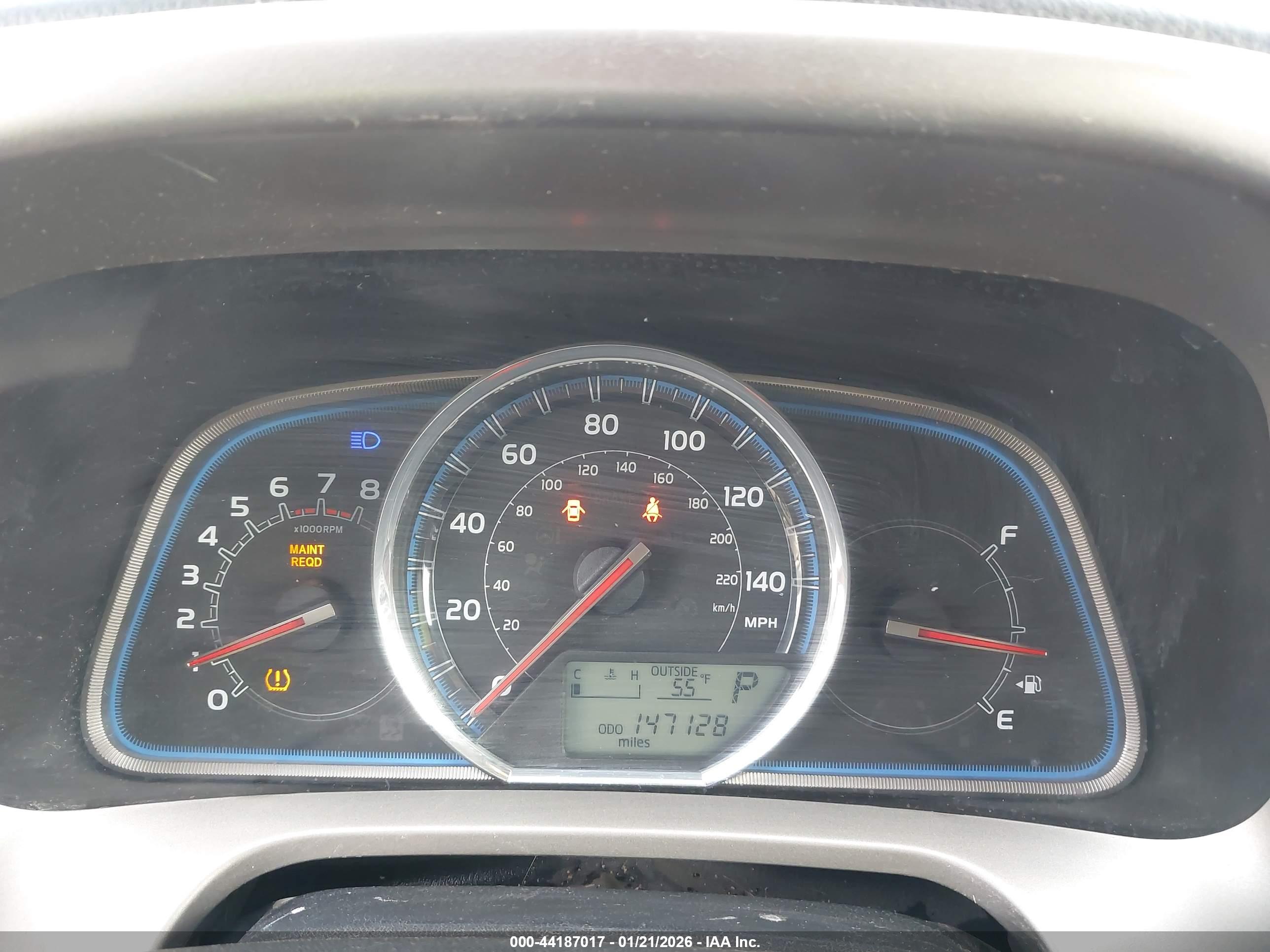 TOYOTA RAV4 image 7