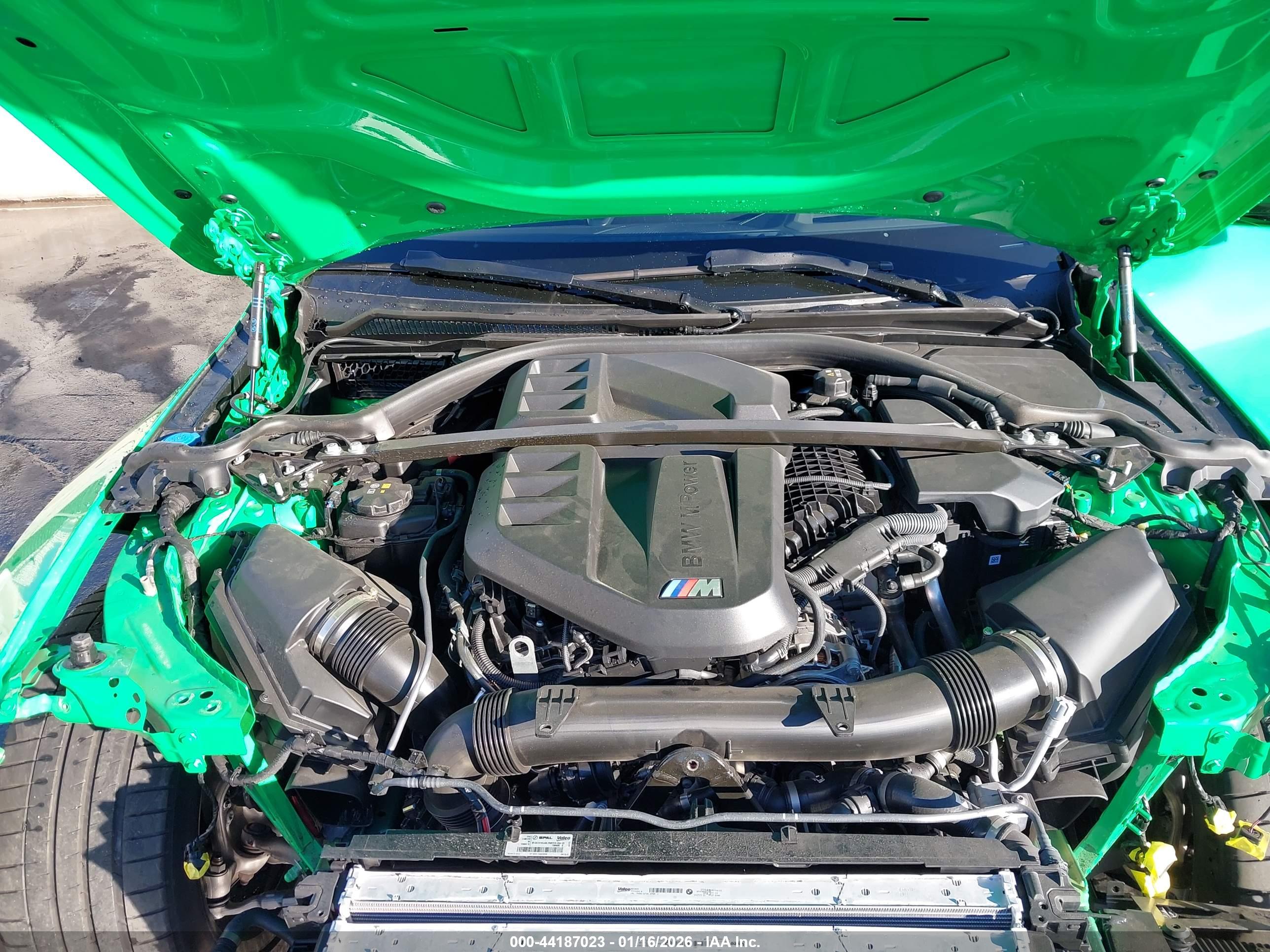 BMW M4 image 10