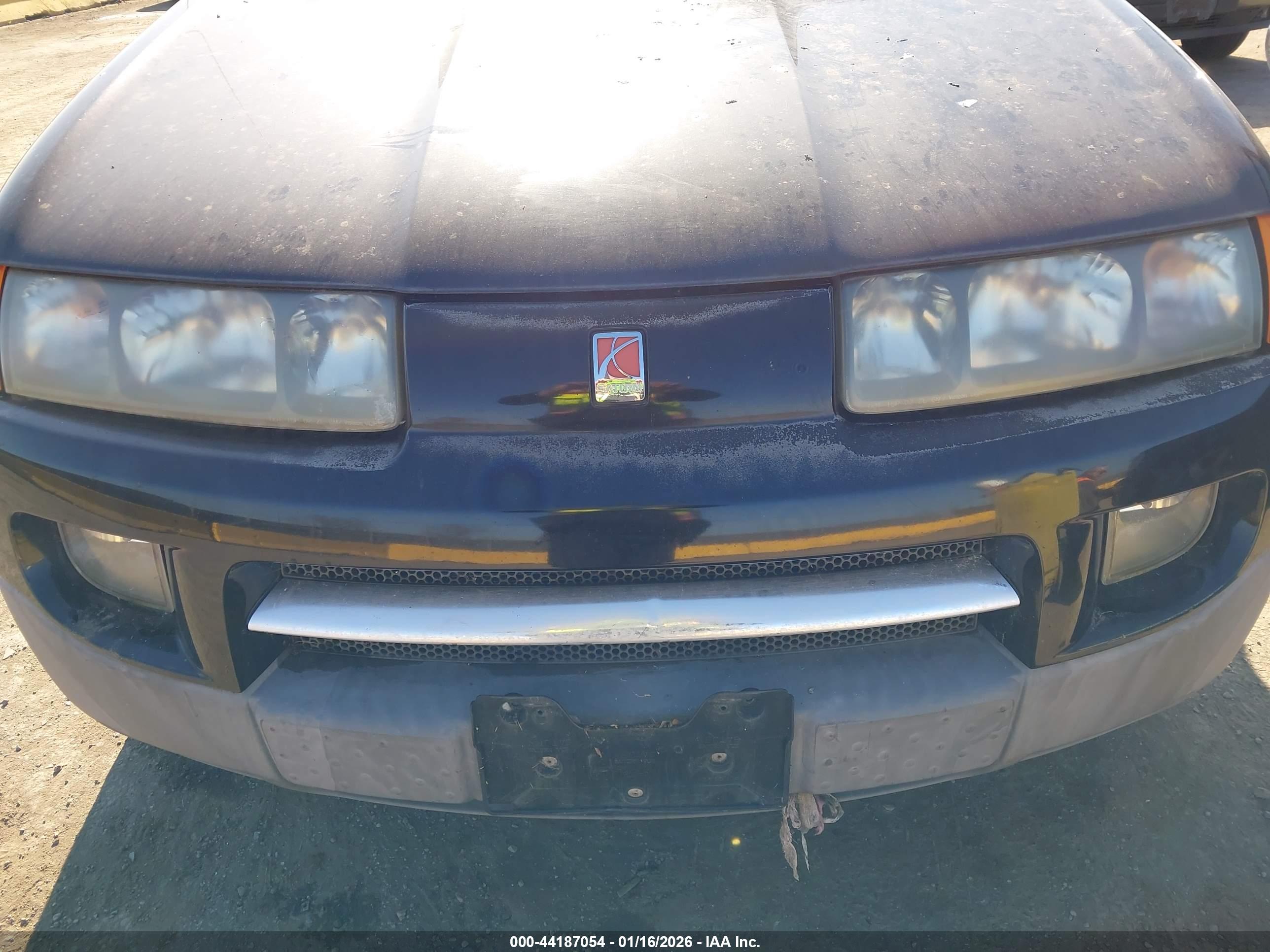 SATURN VUE image 6