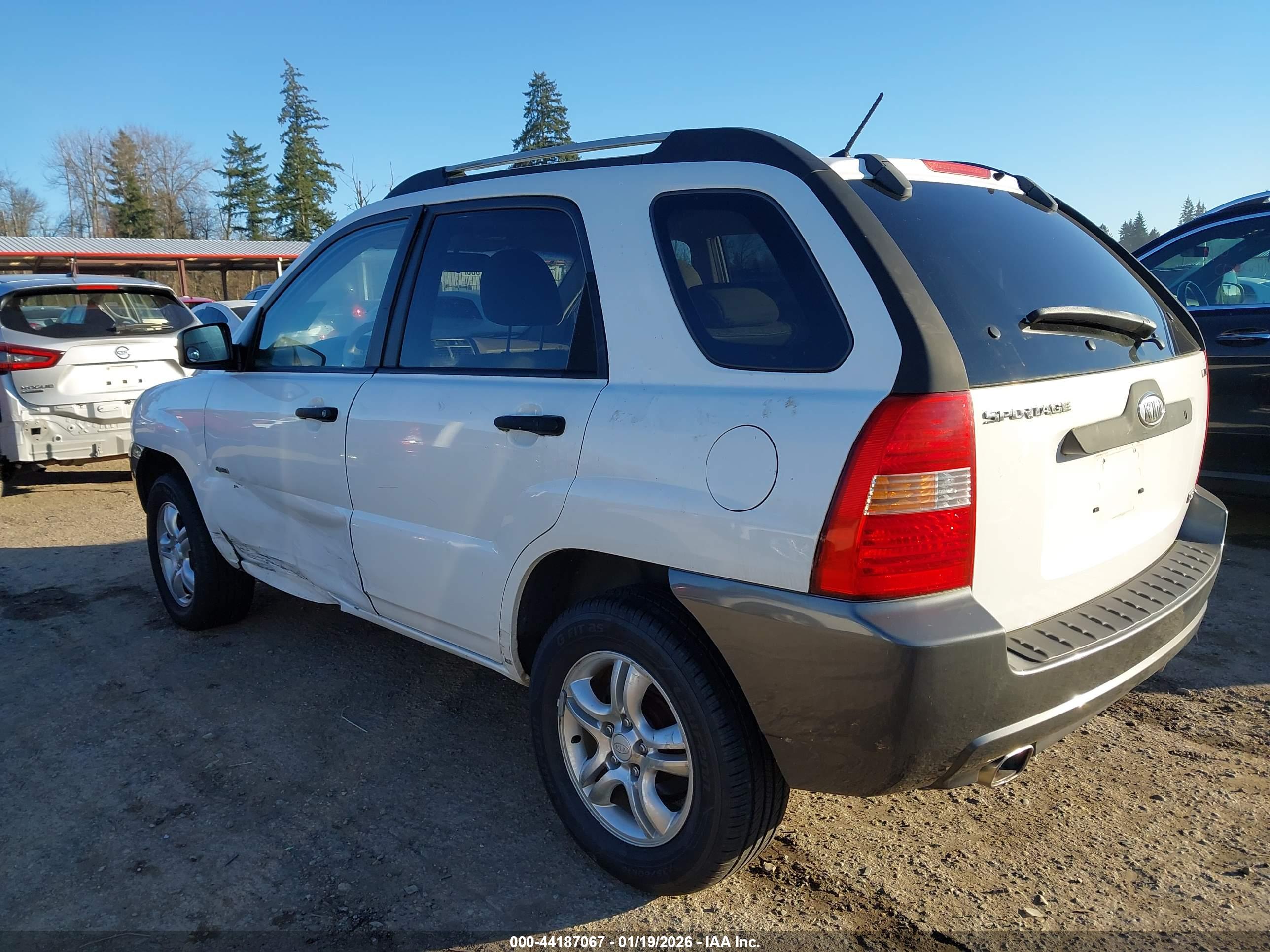 KIA SPORTAGE image 3