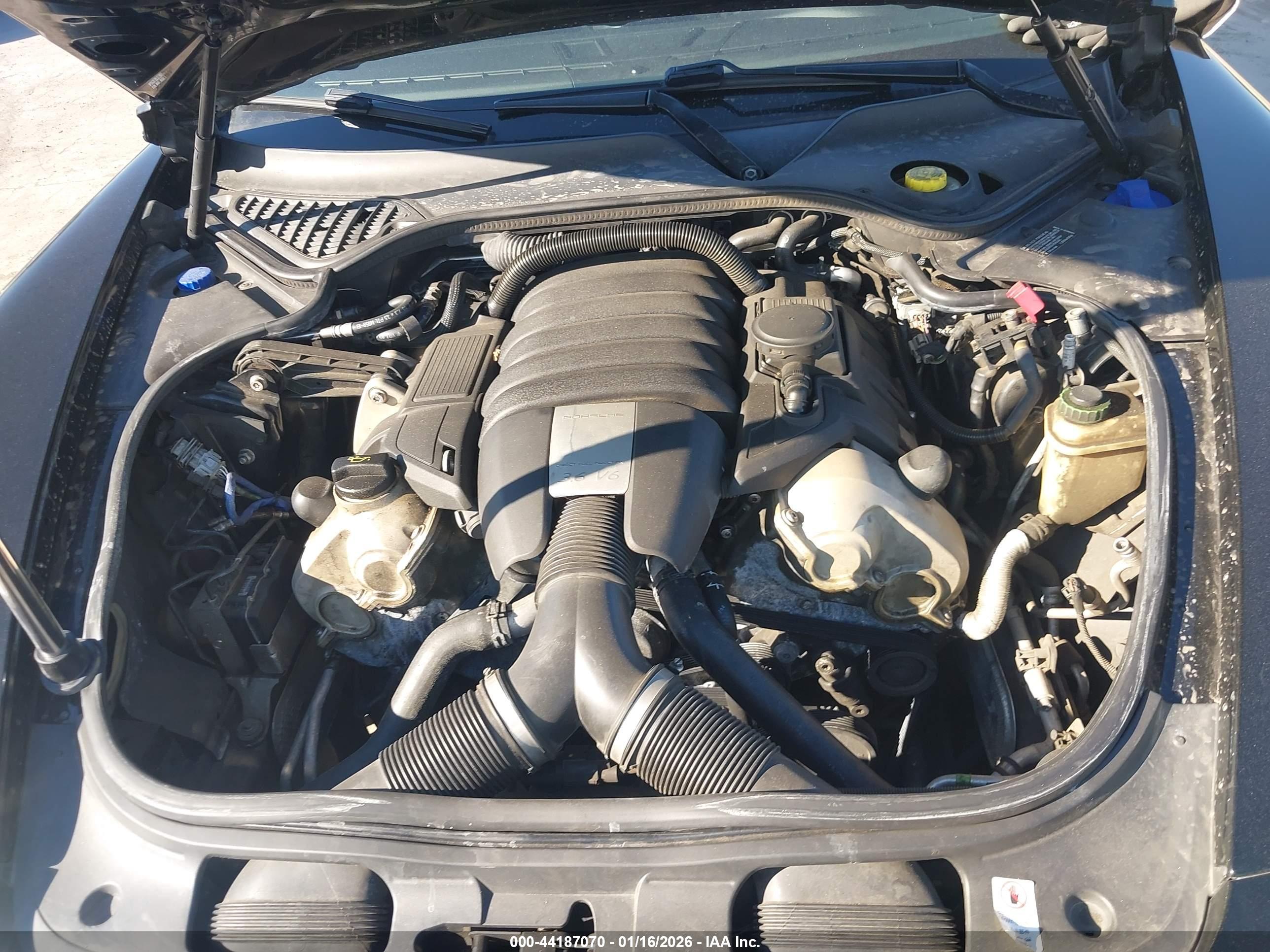 PORSCHE PANAMERA image 10