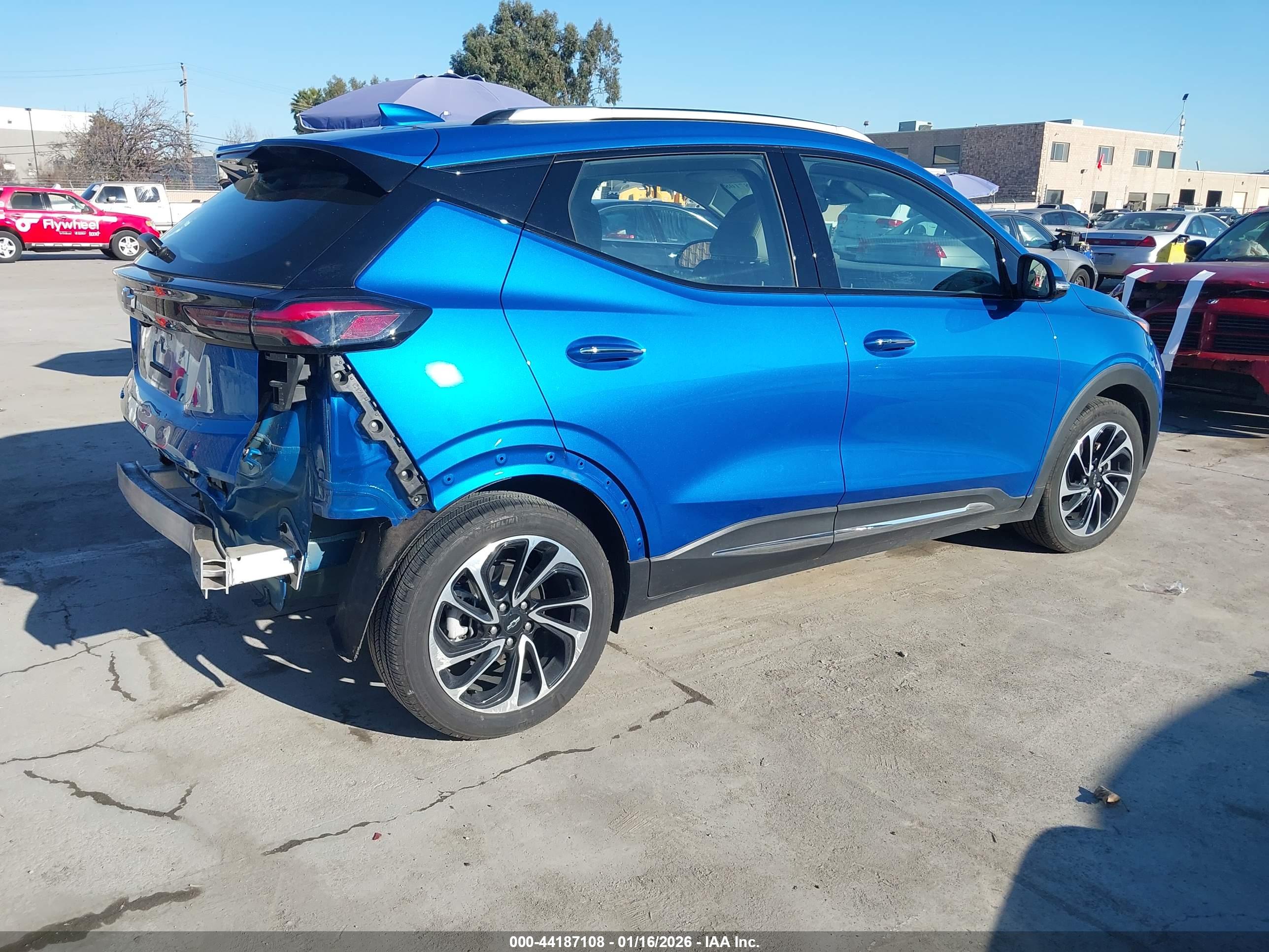 CHEVROLET BOLT image 4