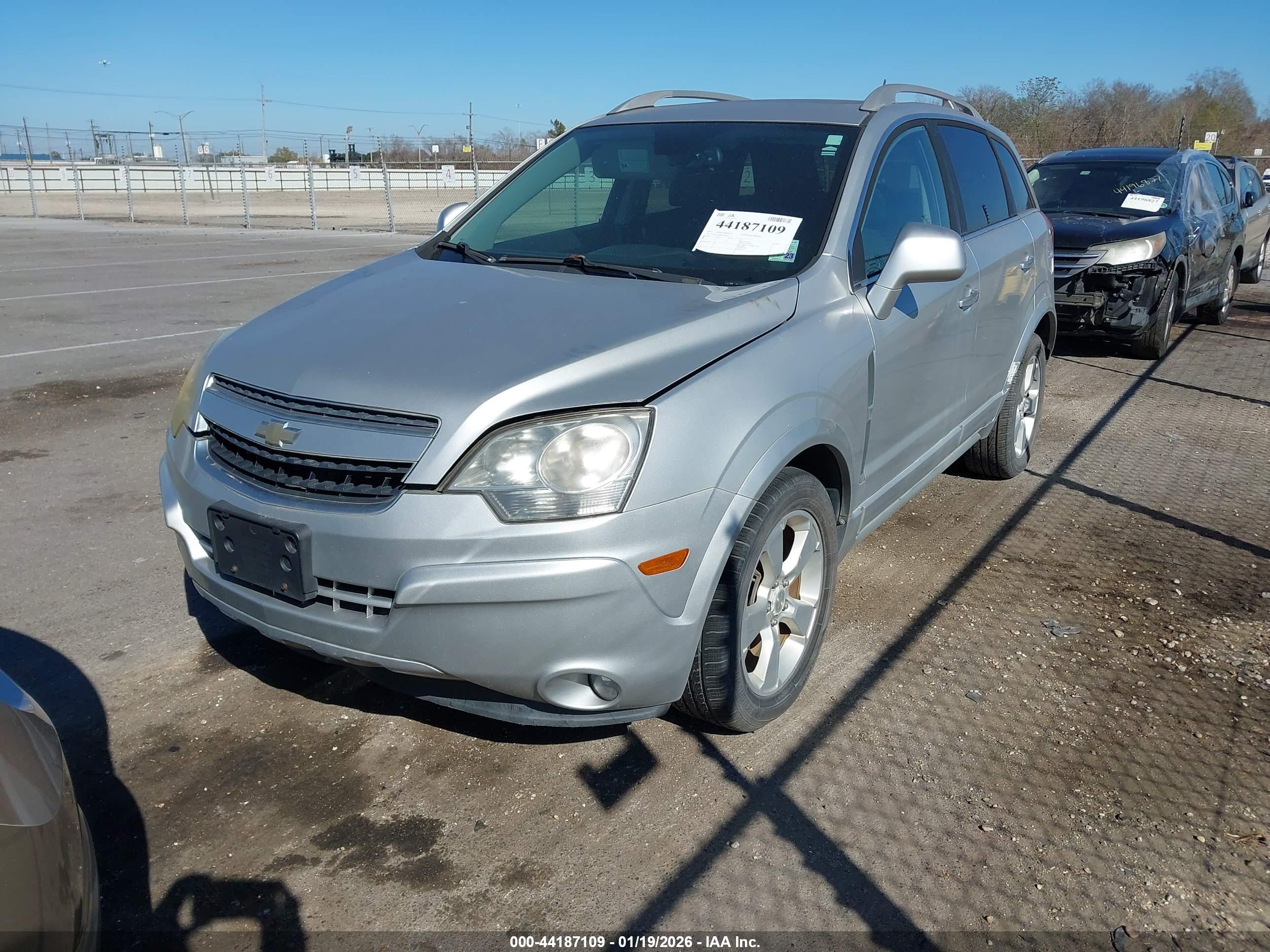 CHEVROLET CAPTIVA image 2