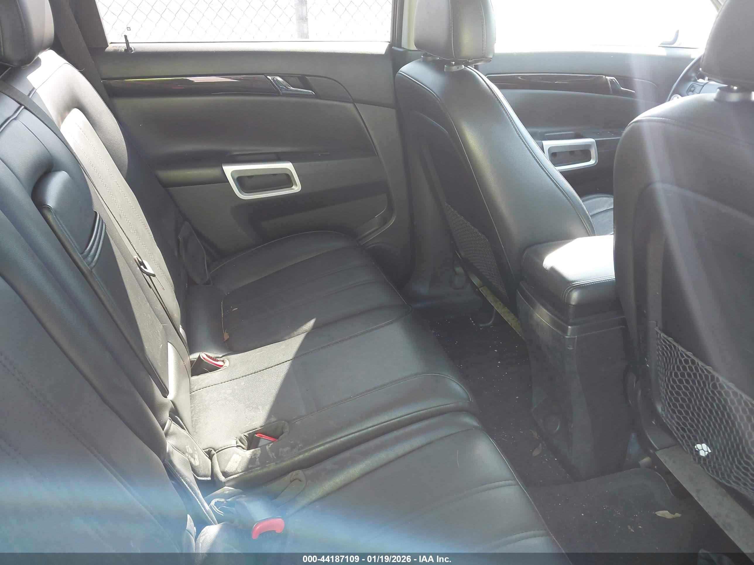 CHEVROLET CAPTIVA image 8