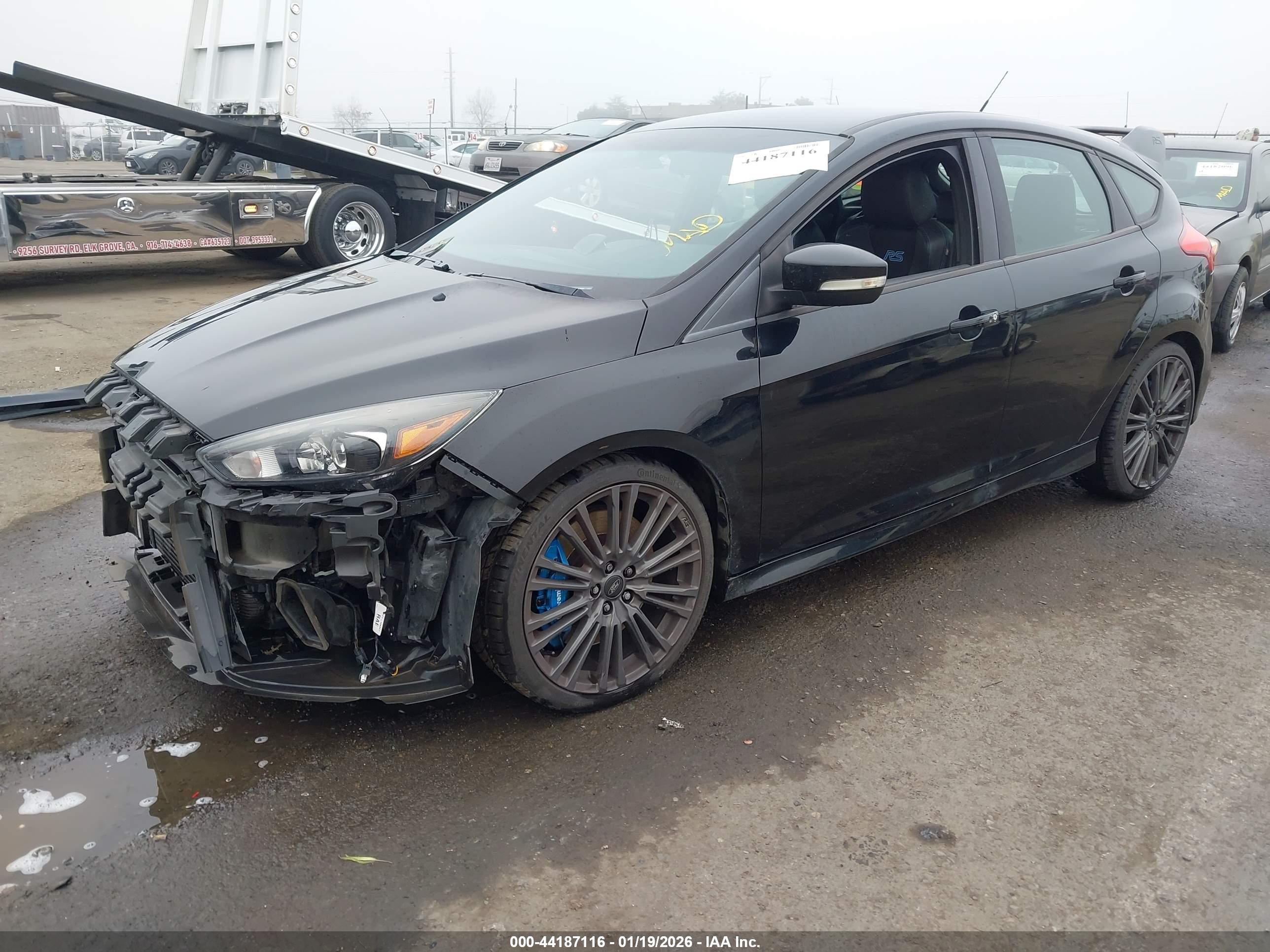FORD FOCUS image 2
