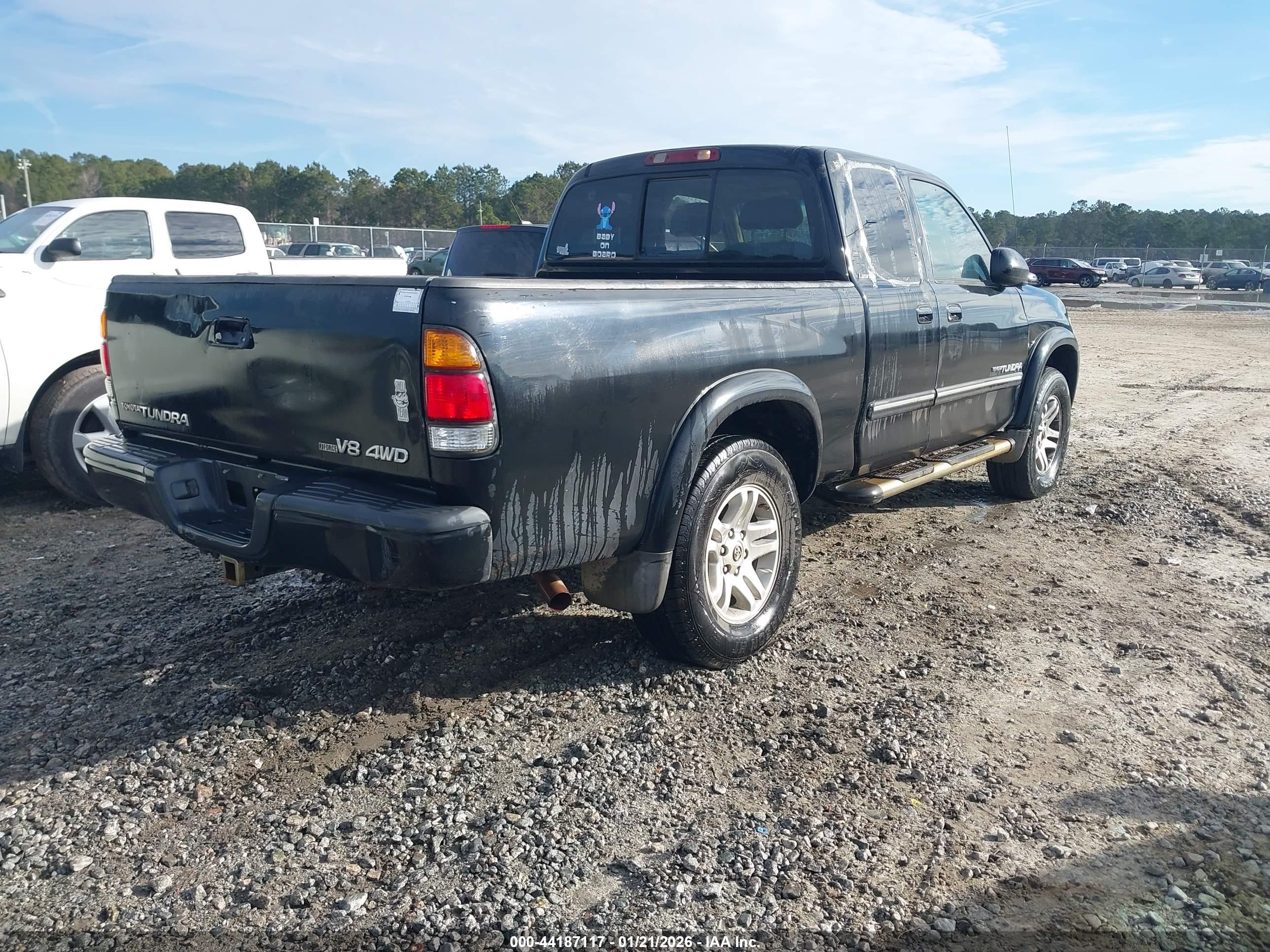 TOYOTA TUNDRA image 4