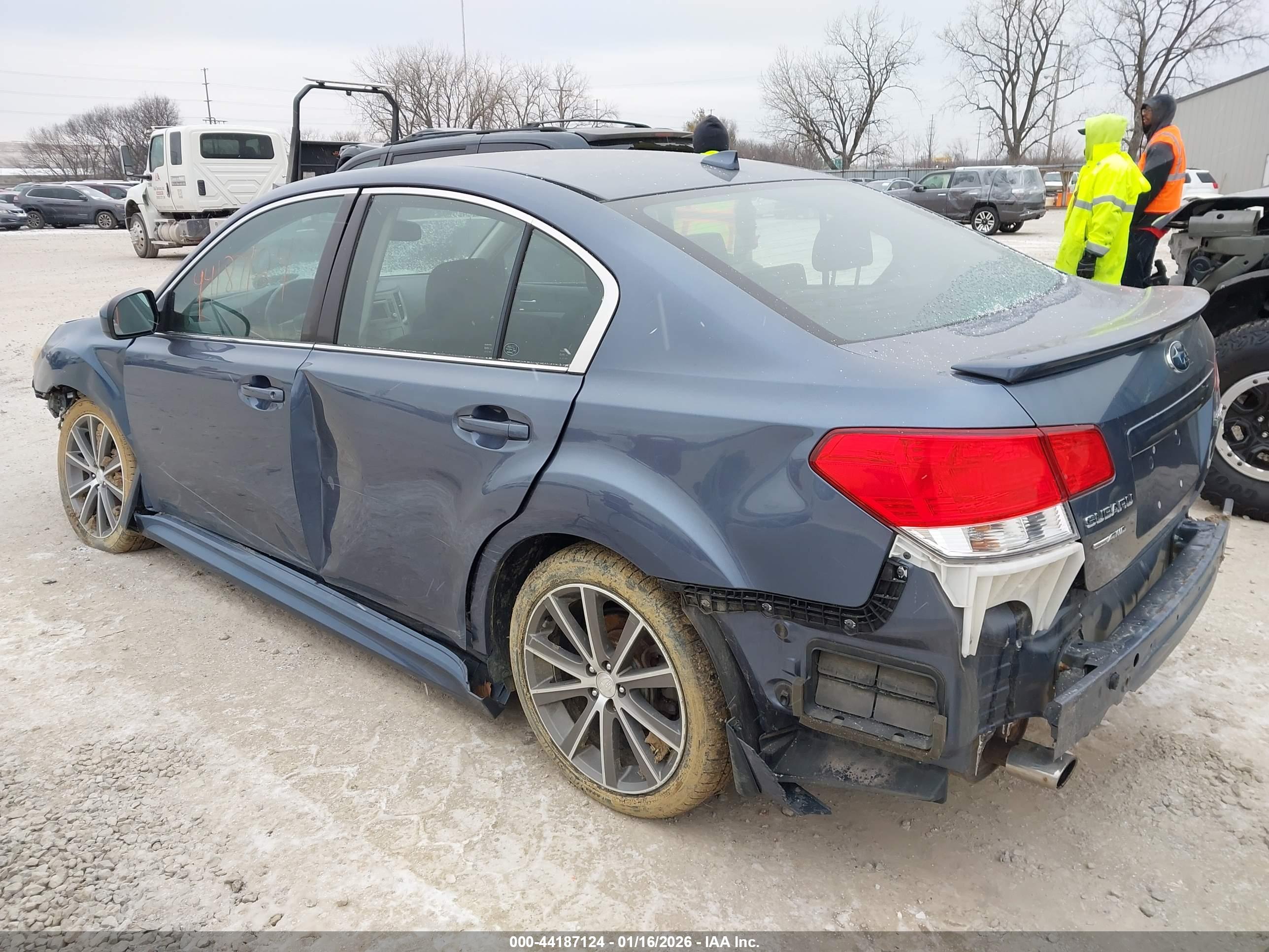 SUBARU LEGACY image 3