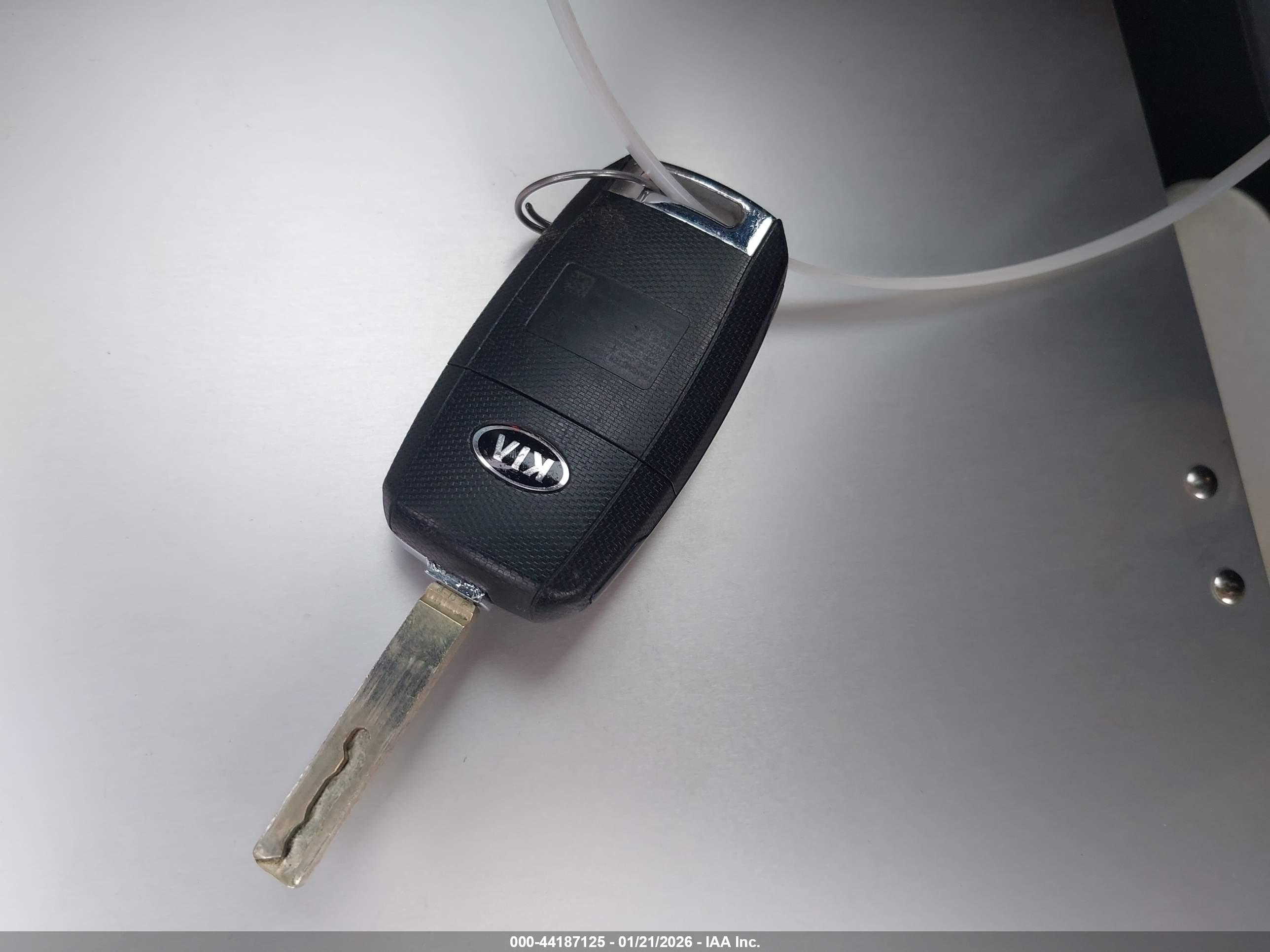 KIA OPTIMA image 11