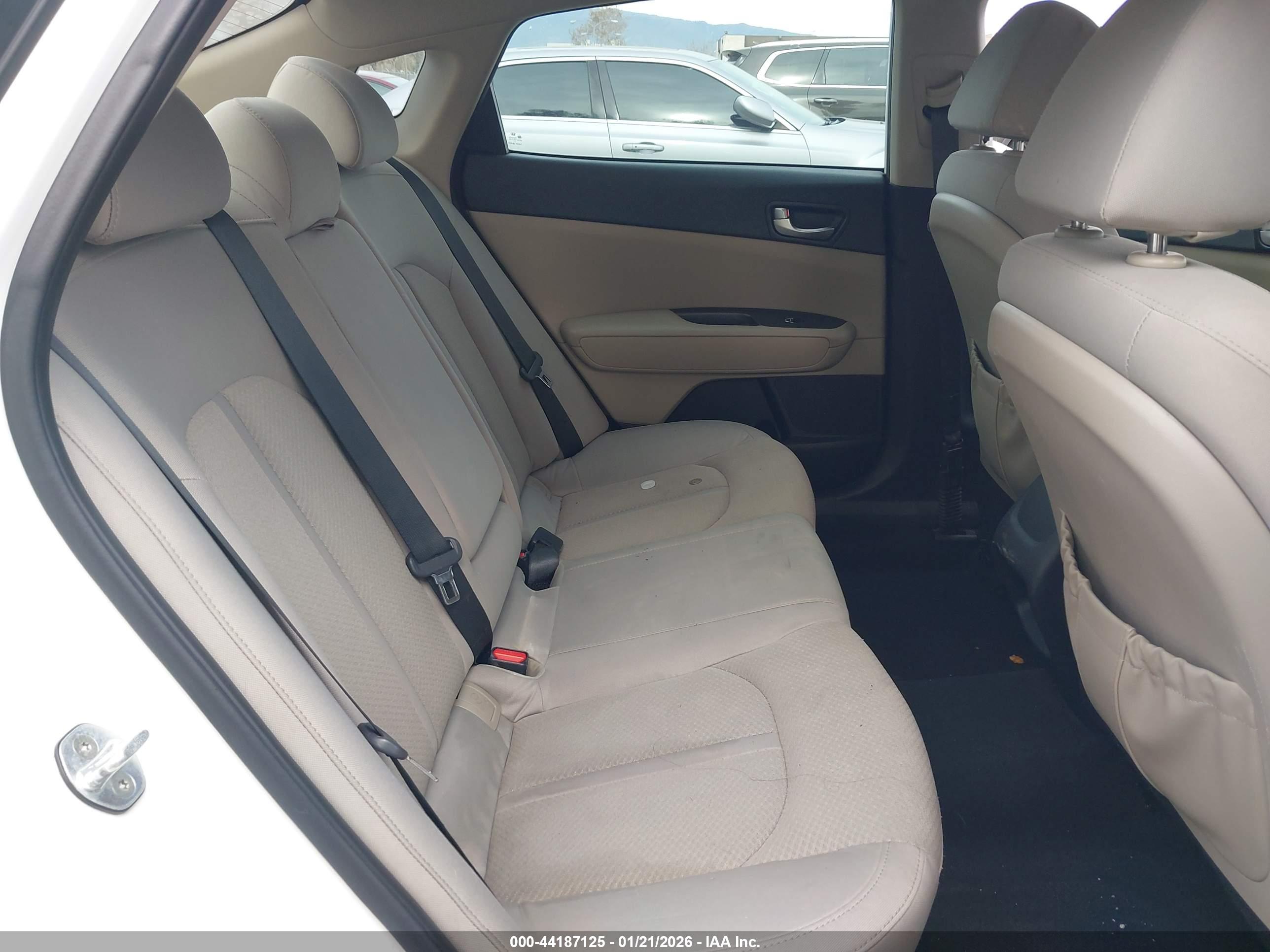KIA OPTIMA image 8
