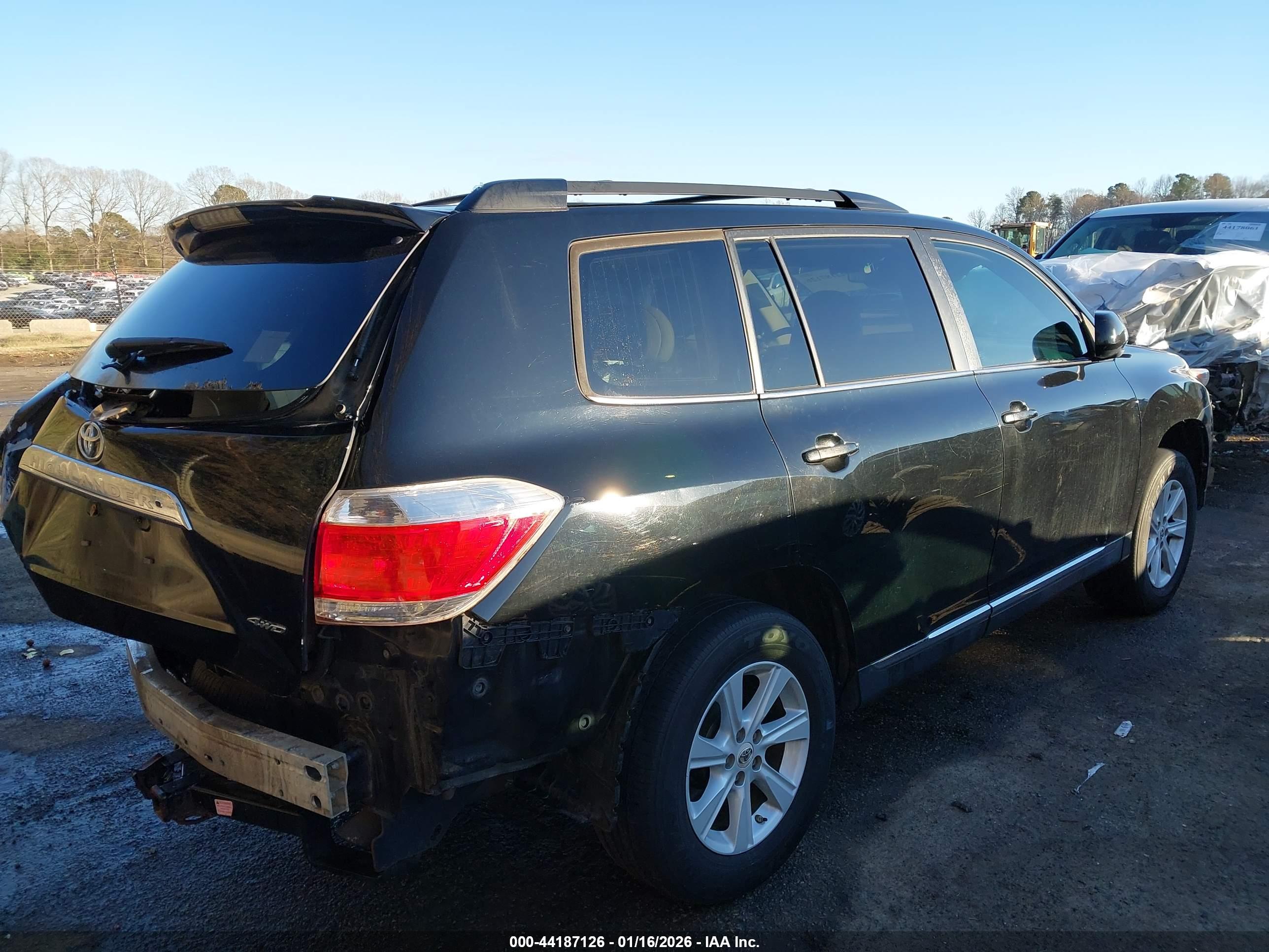 TOYOTA HIGHLANDER image 4