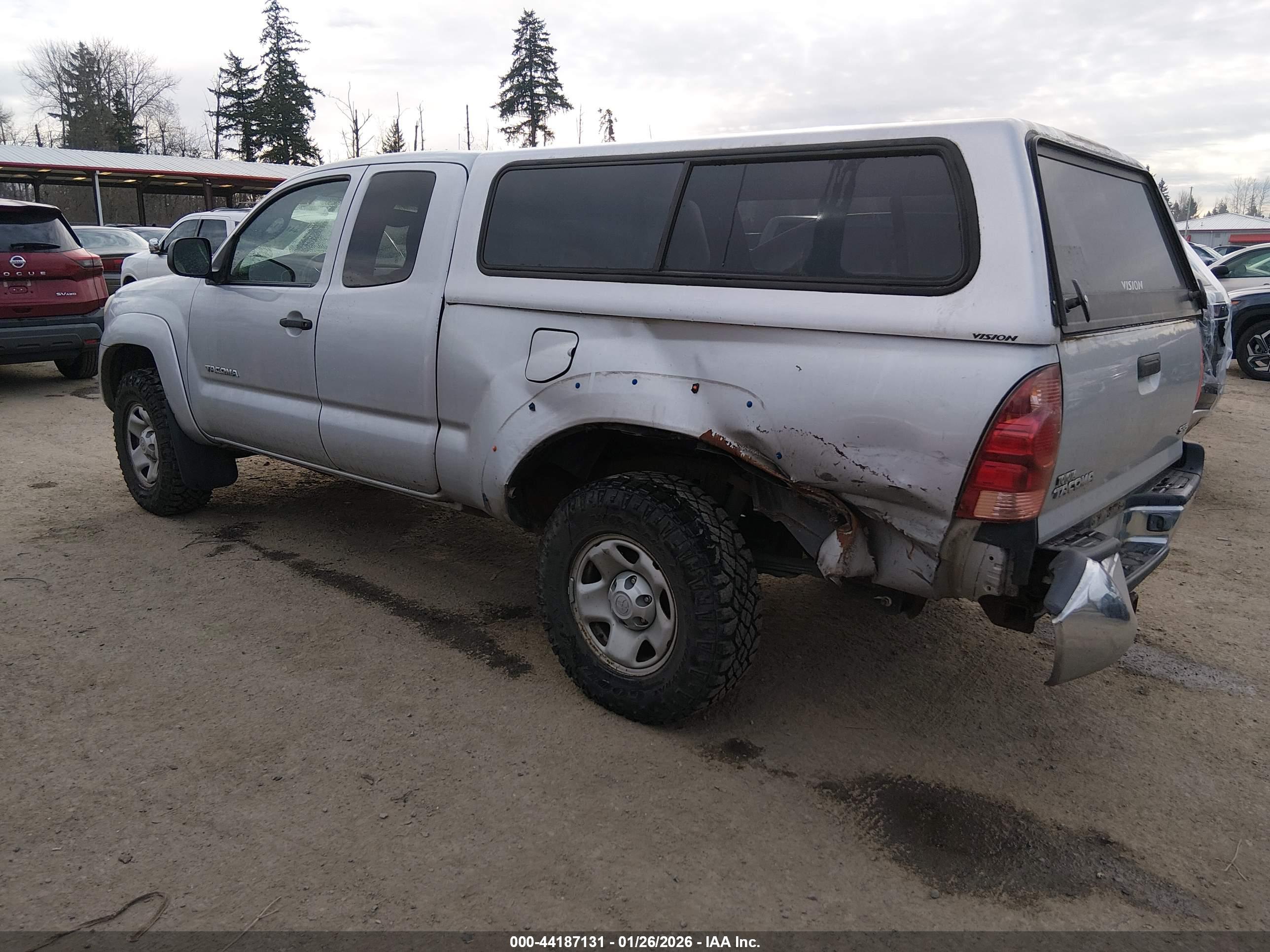 TOYOTA TACOMA image 3