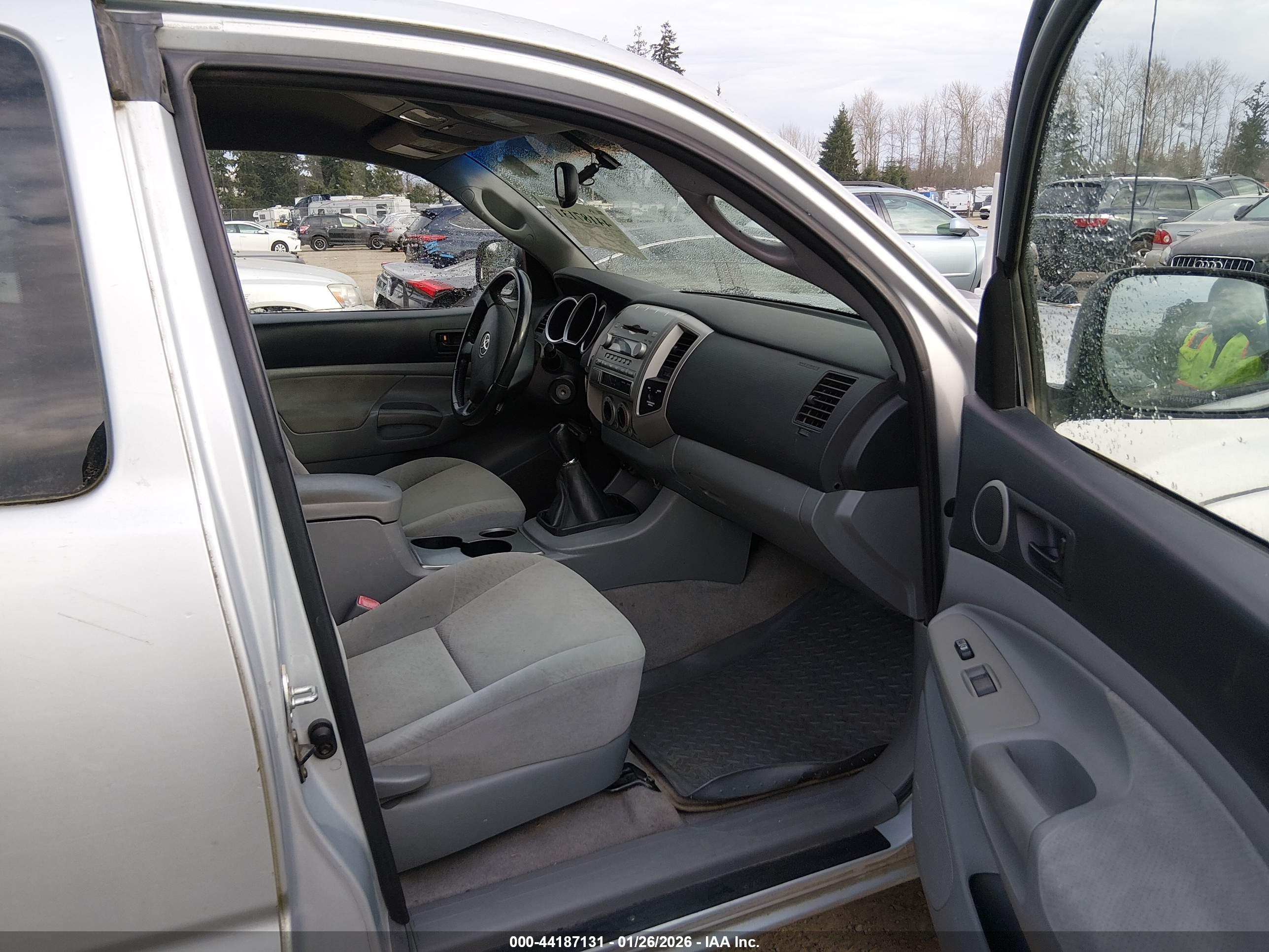 TOYOTA TACOMA image 5