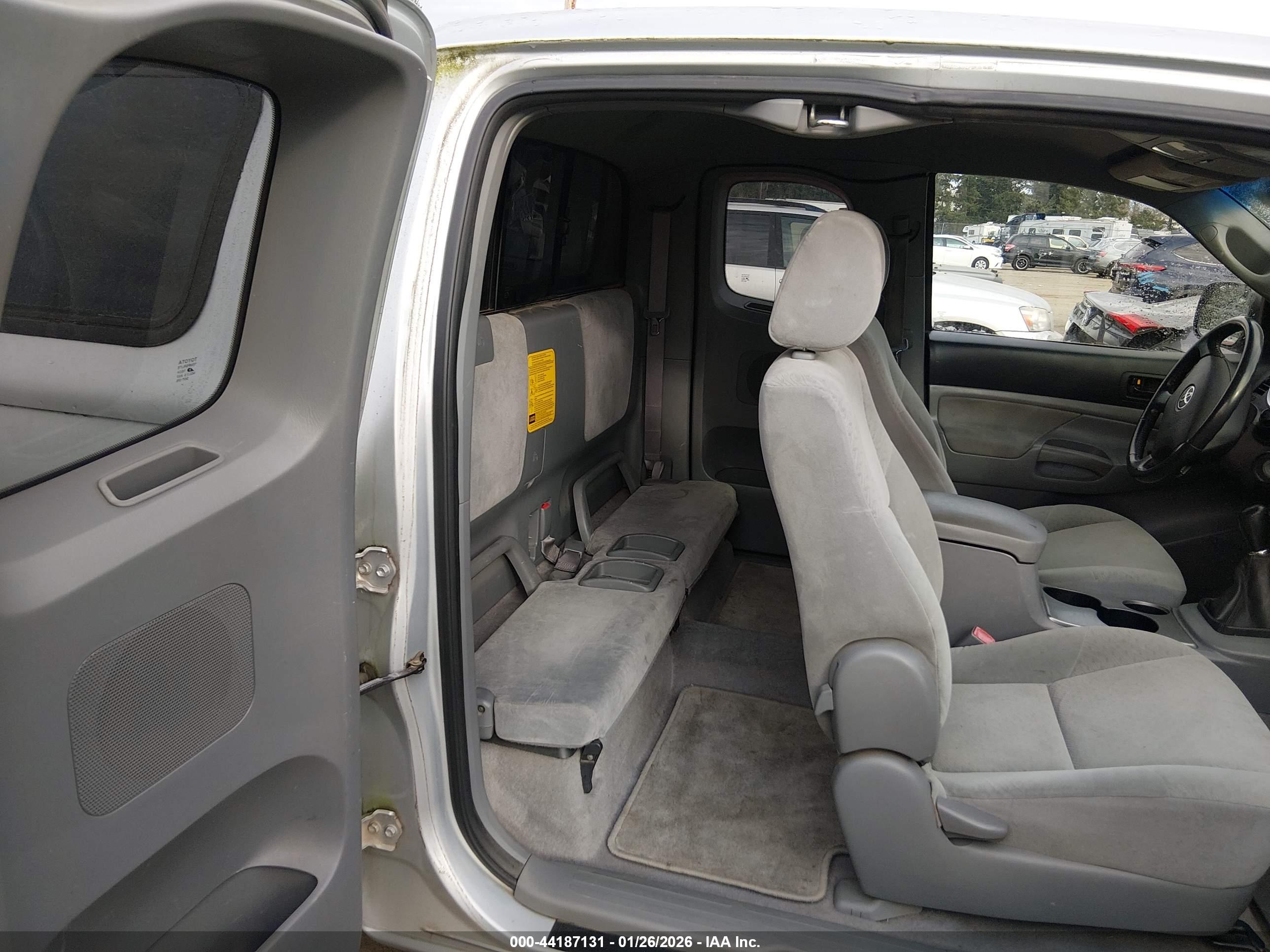 TOYOTA TACOMA image 8