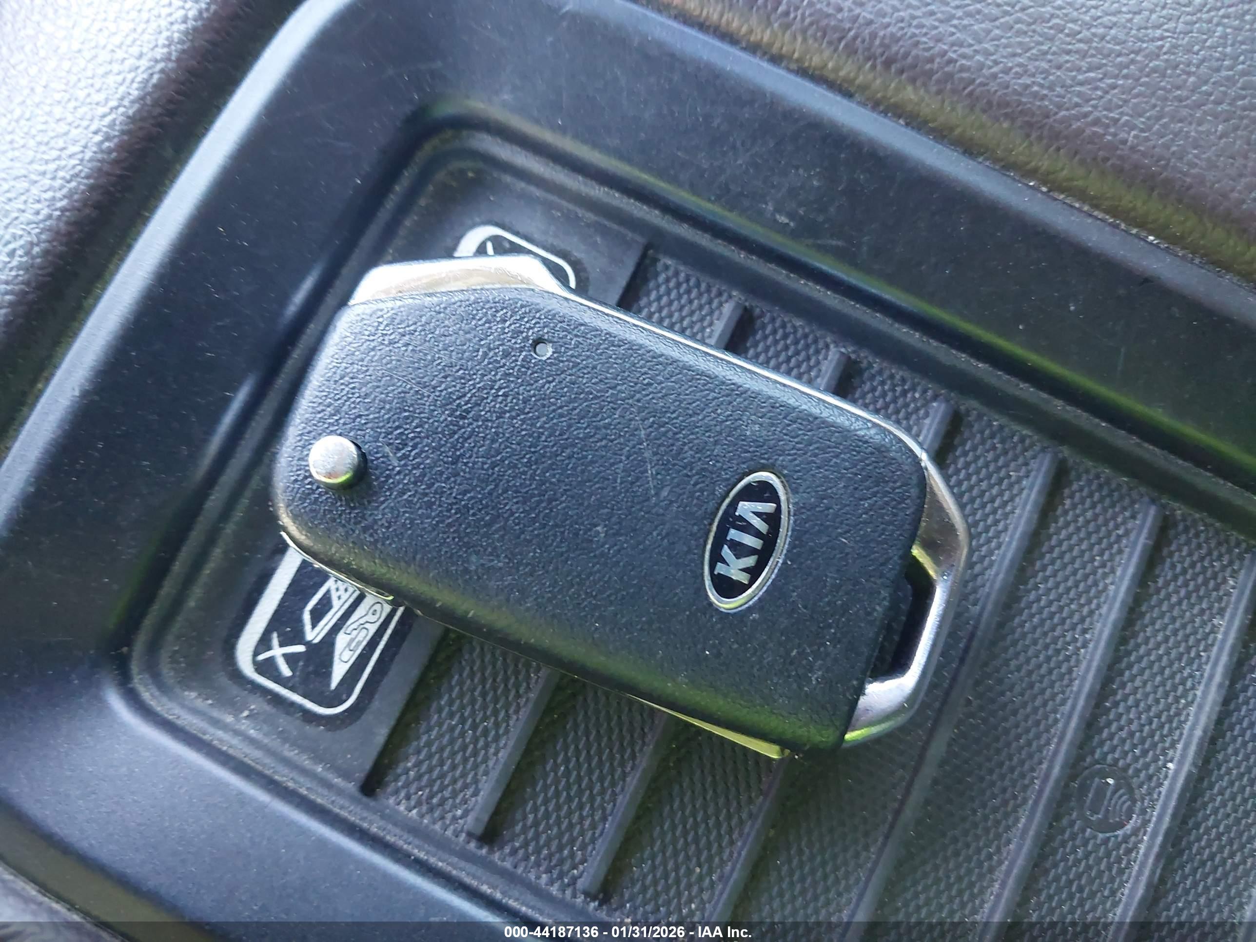 KIA SELTOS image 11
