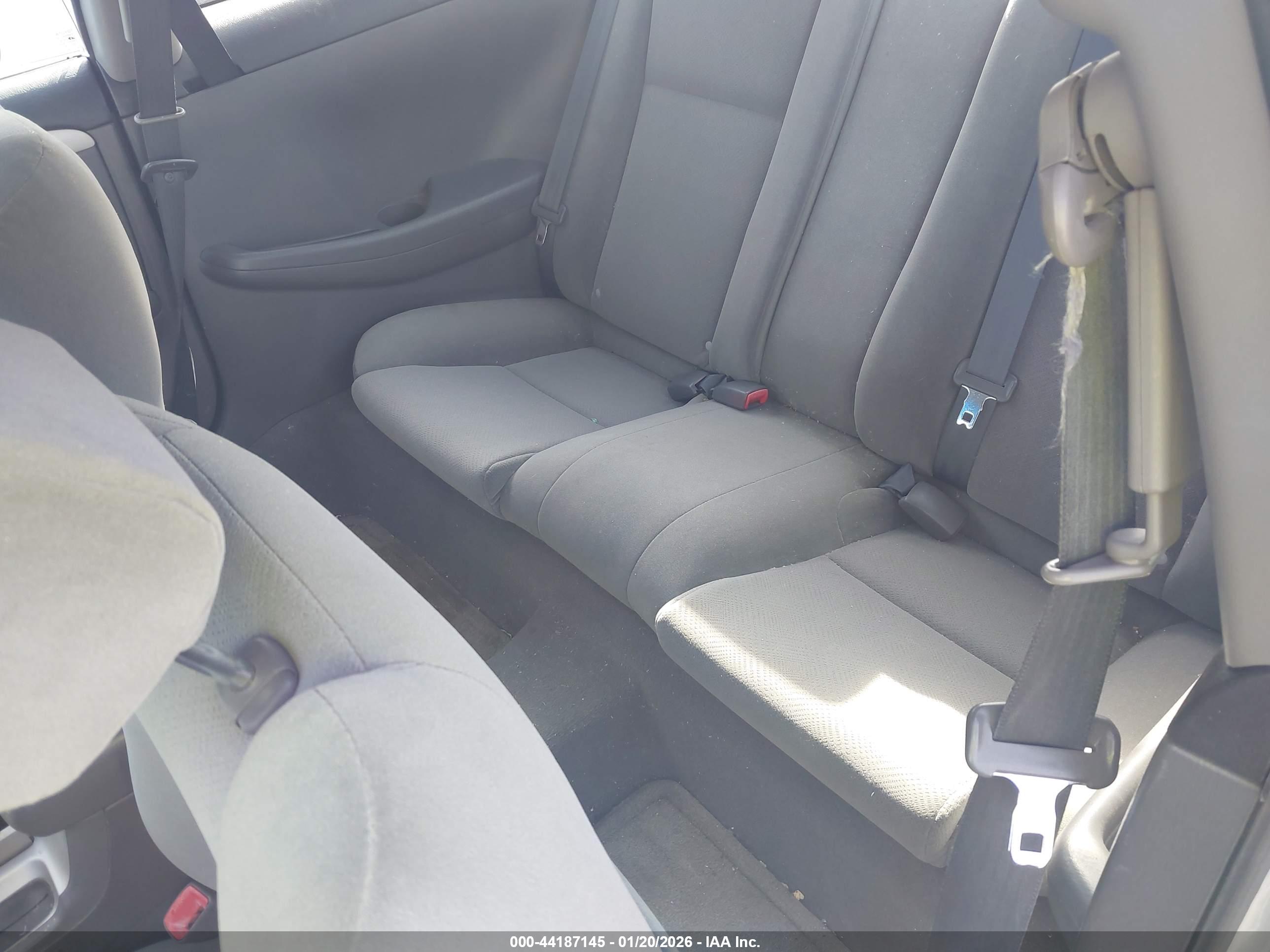 TOYOTA CAMRY image 8