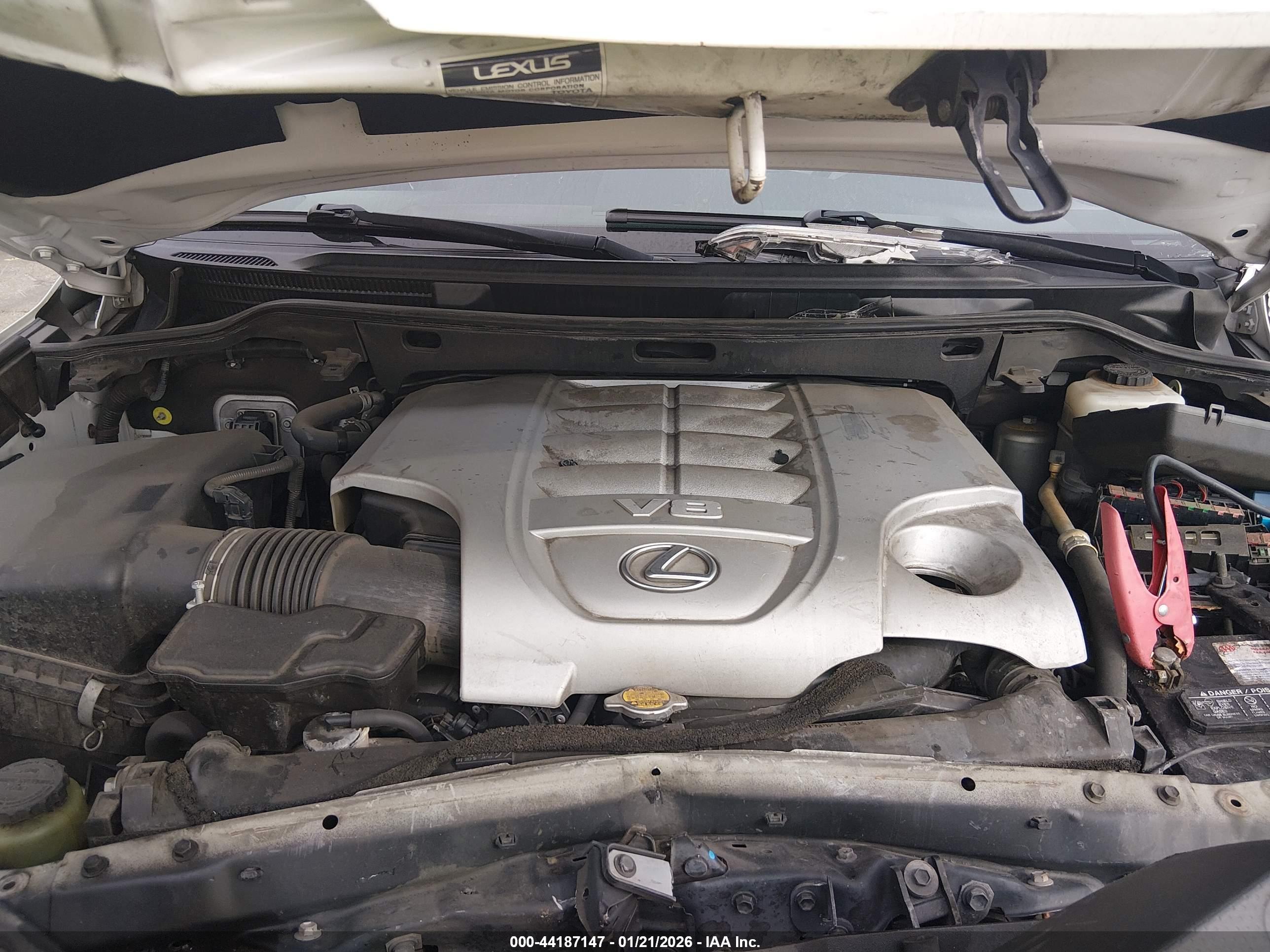 LEXUS LX image 10