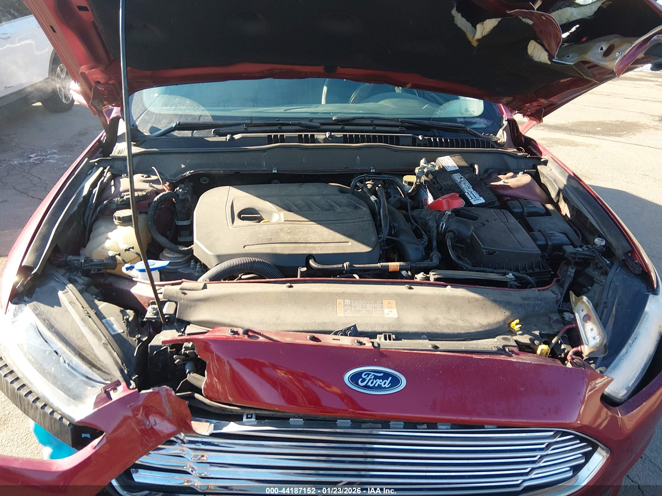 FORD FUSION image 10