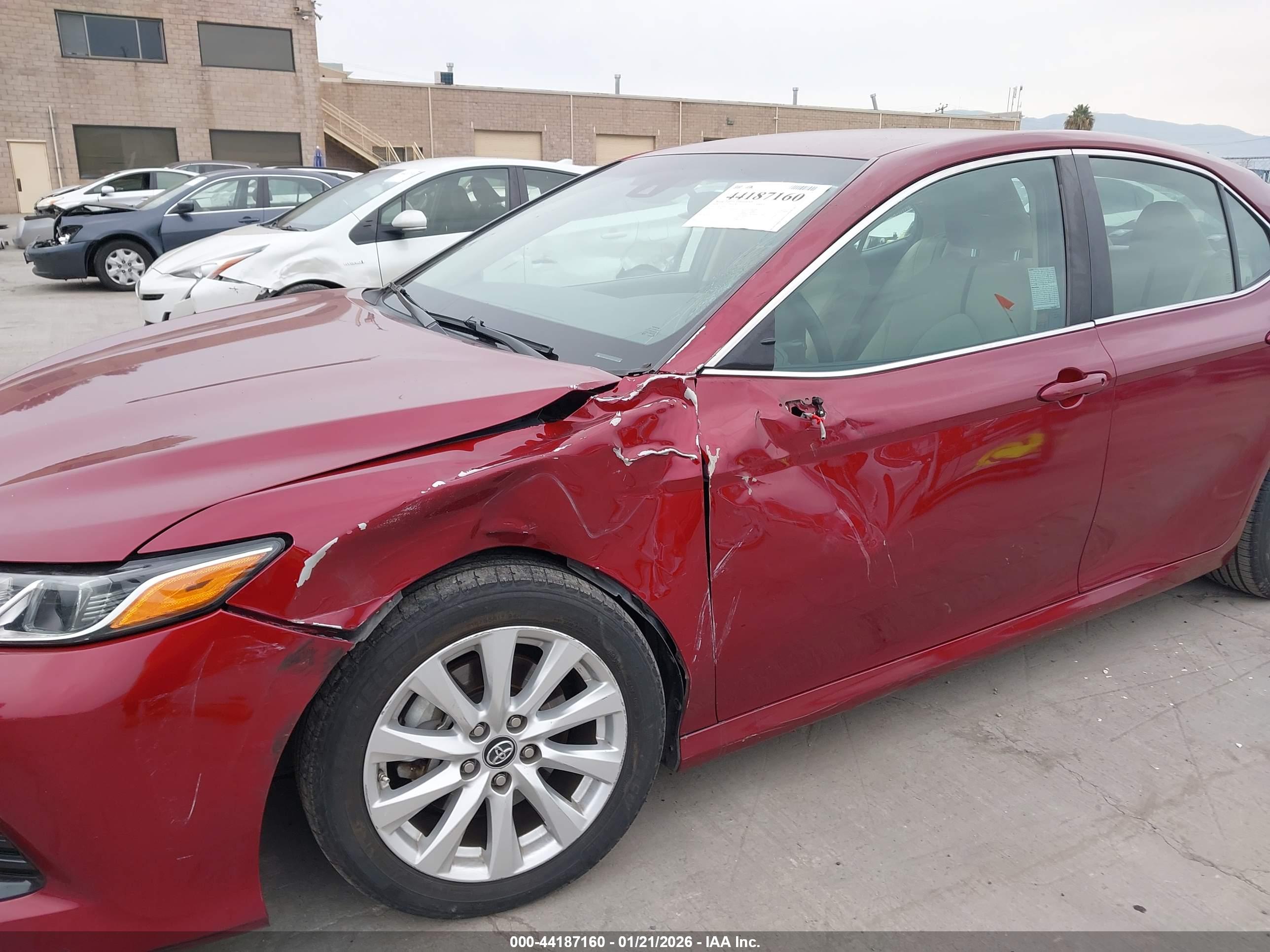 TOYOTA CAMRY image 6
