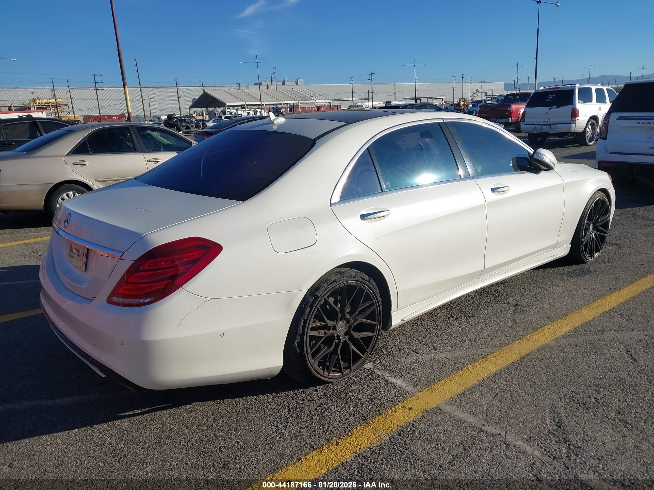 MERCEDES-BENZ S image 4
