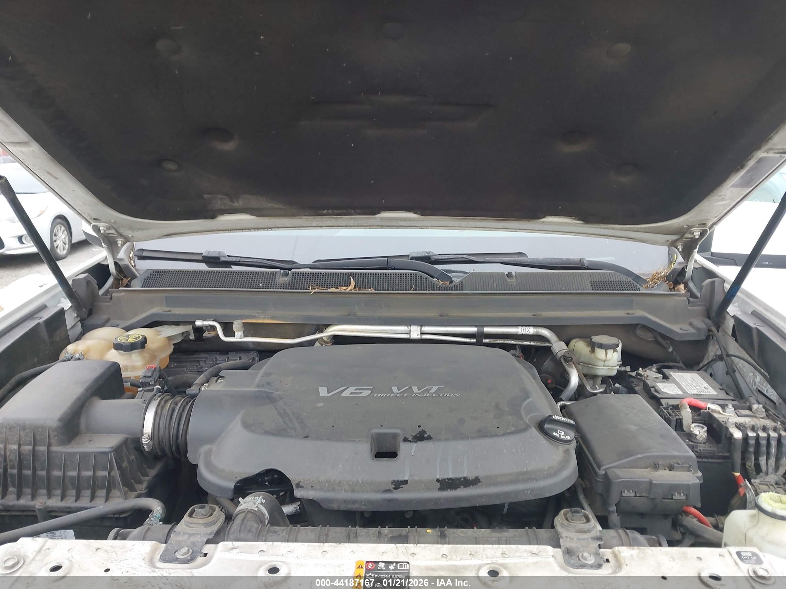 CHEVROLET COLORADO image 10