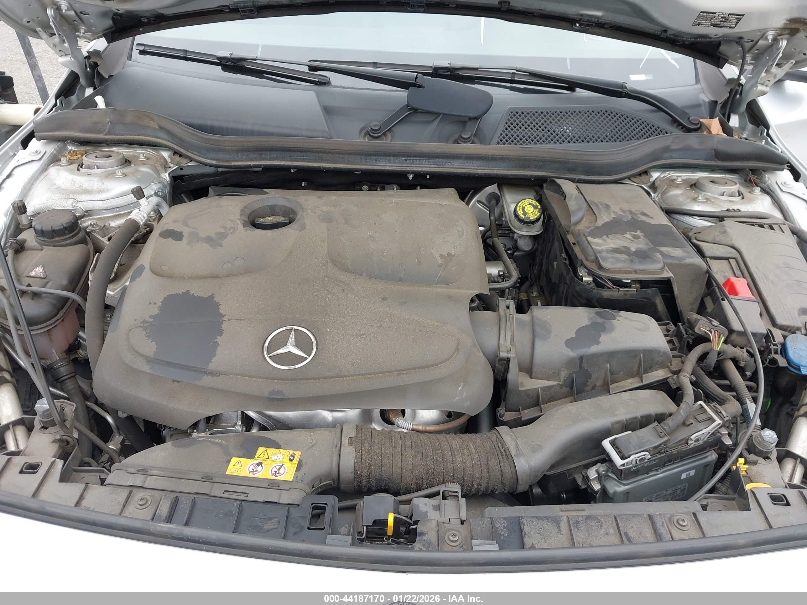 MERCEDES-BENZ GLA image 10