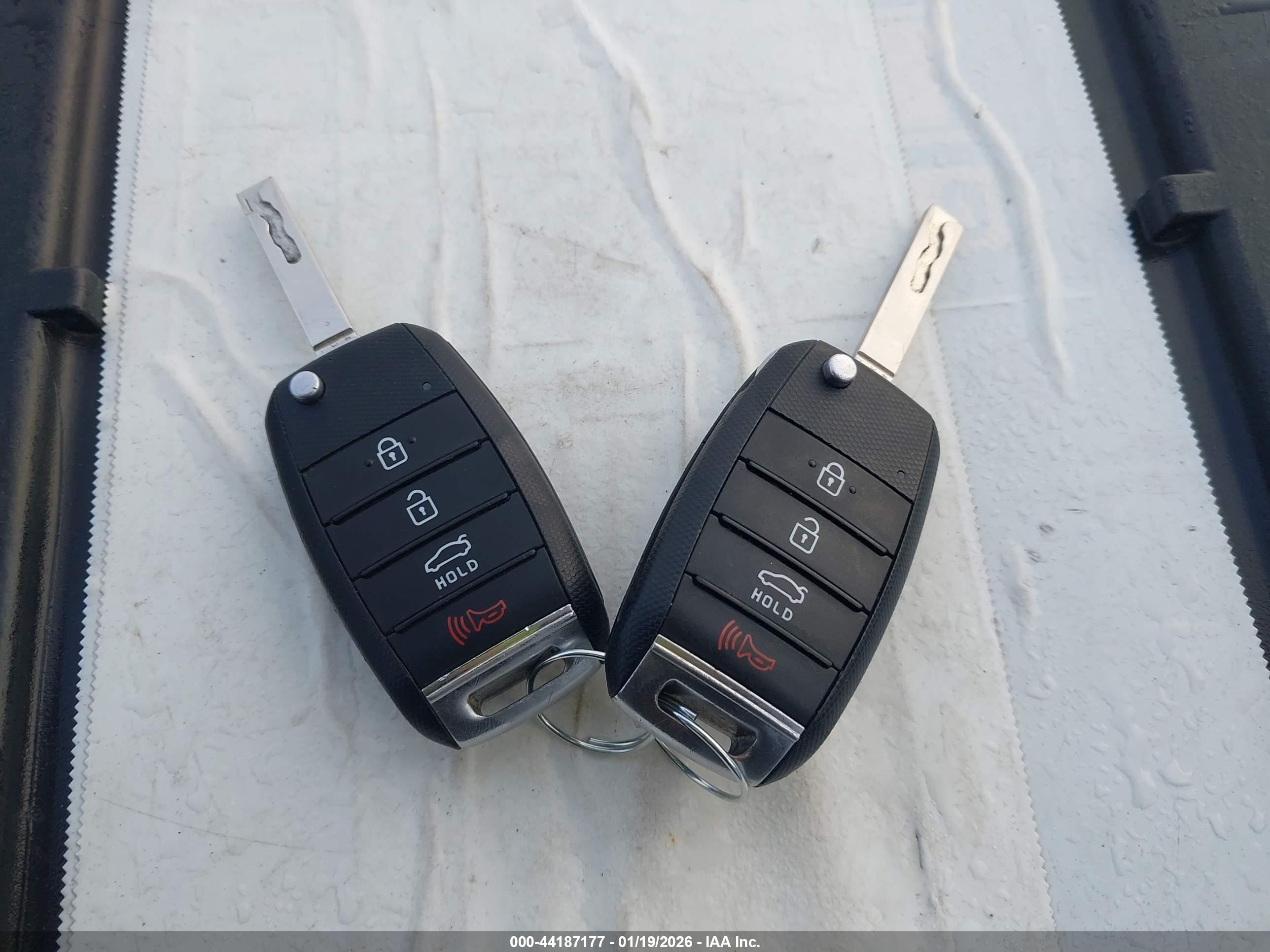 KIA OPTIMA image 11