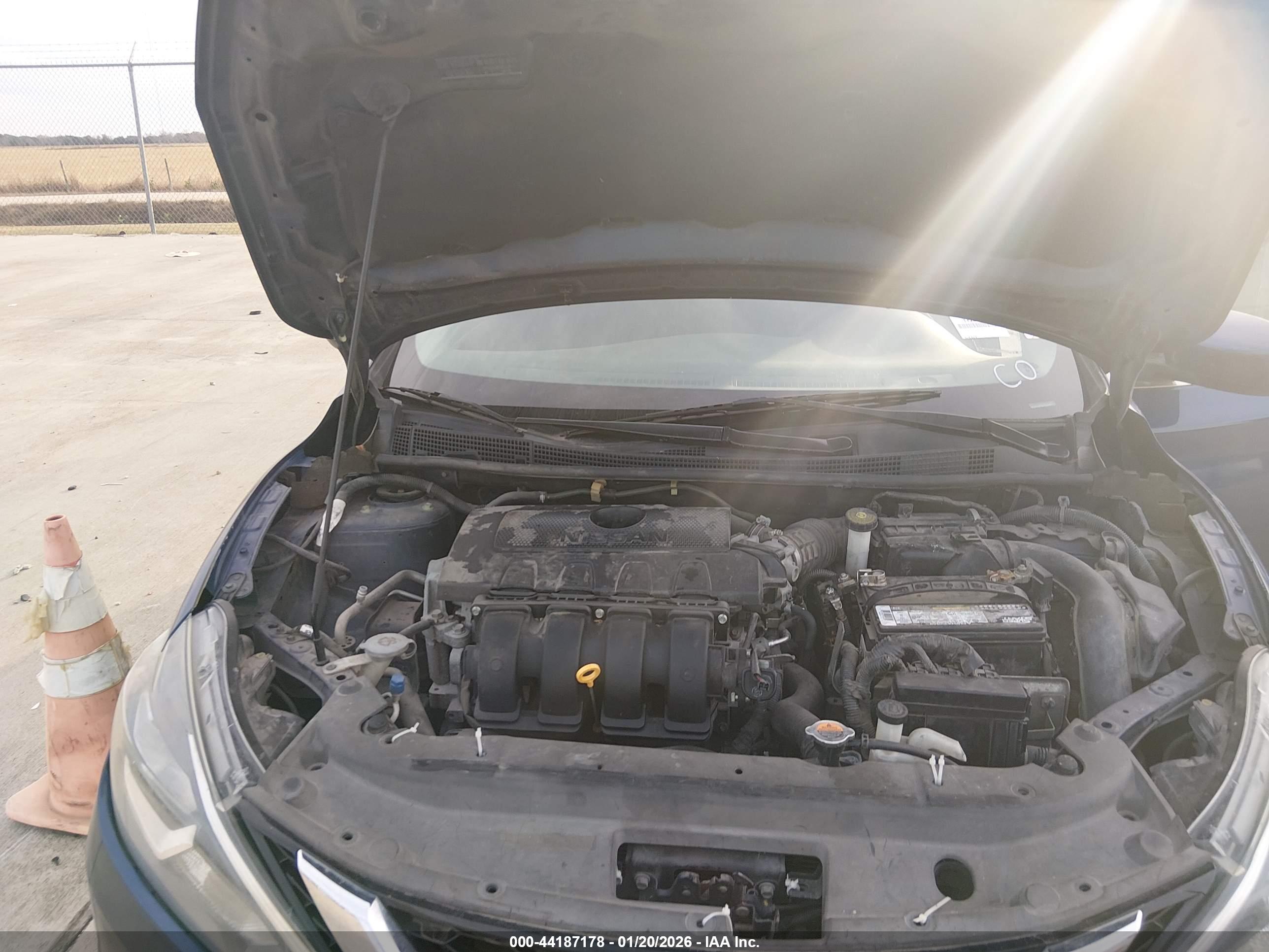 NISSAN SENTRA image 10