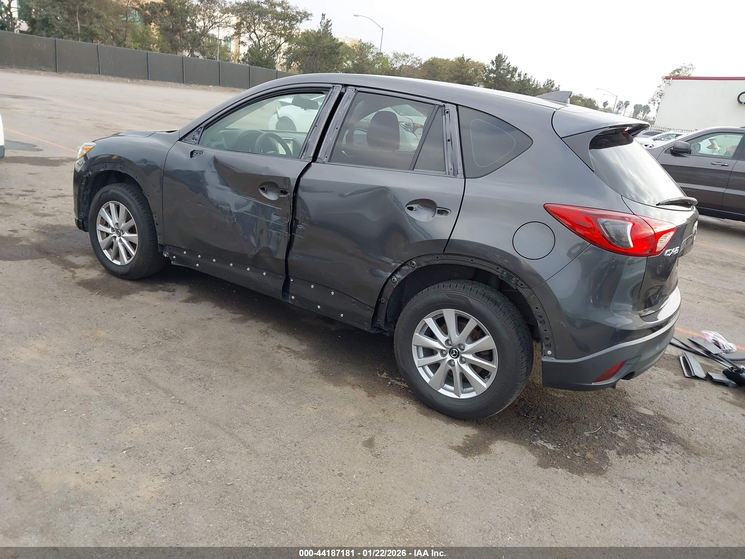 MAZDA CX-5 image 3
