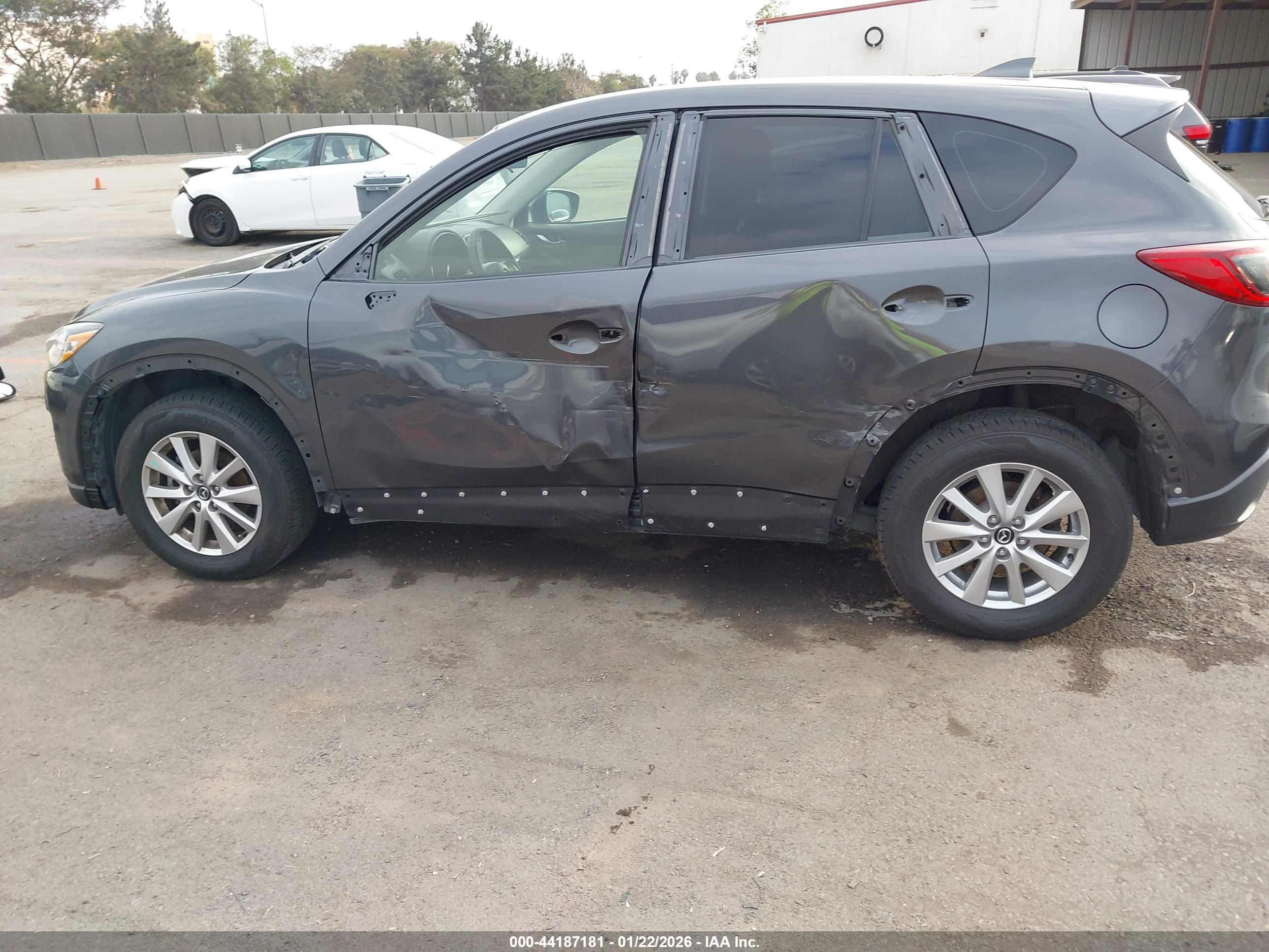 MAZDA CX-5 image 6