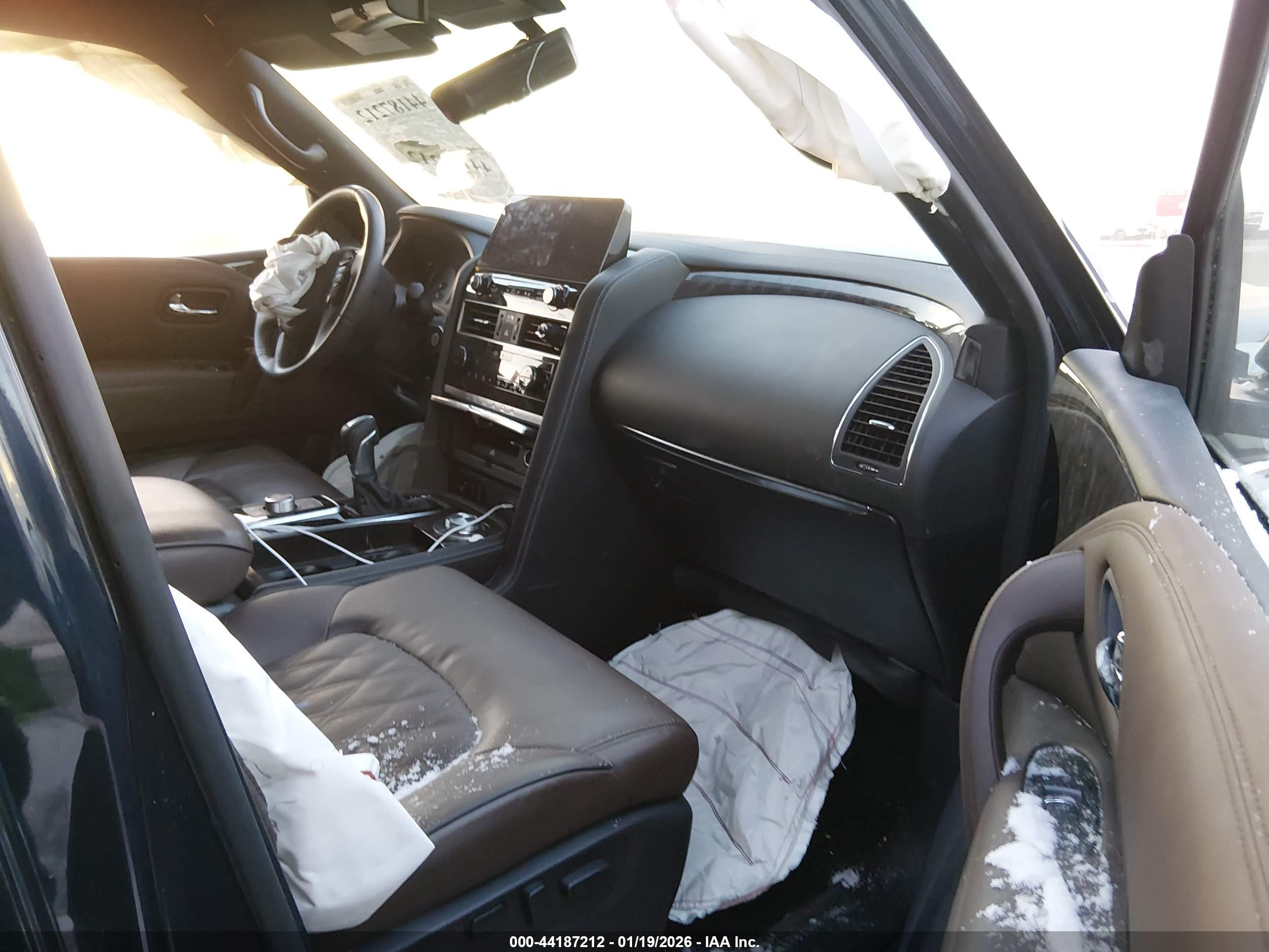NISSAN ARMADA image 5